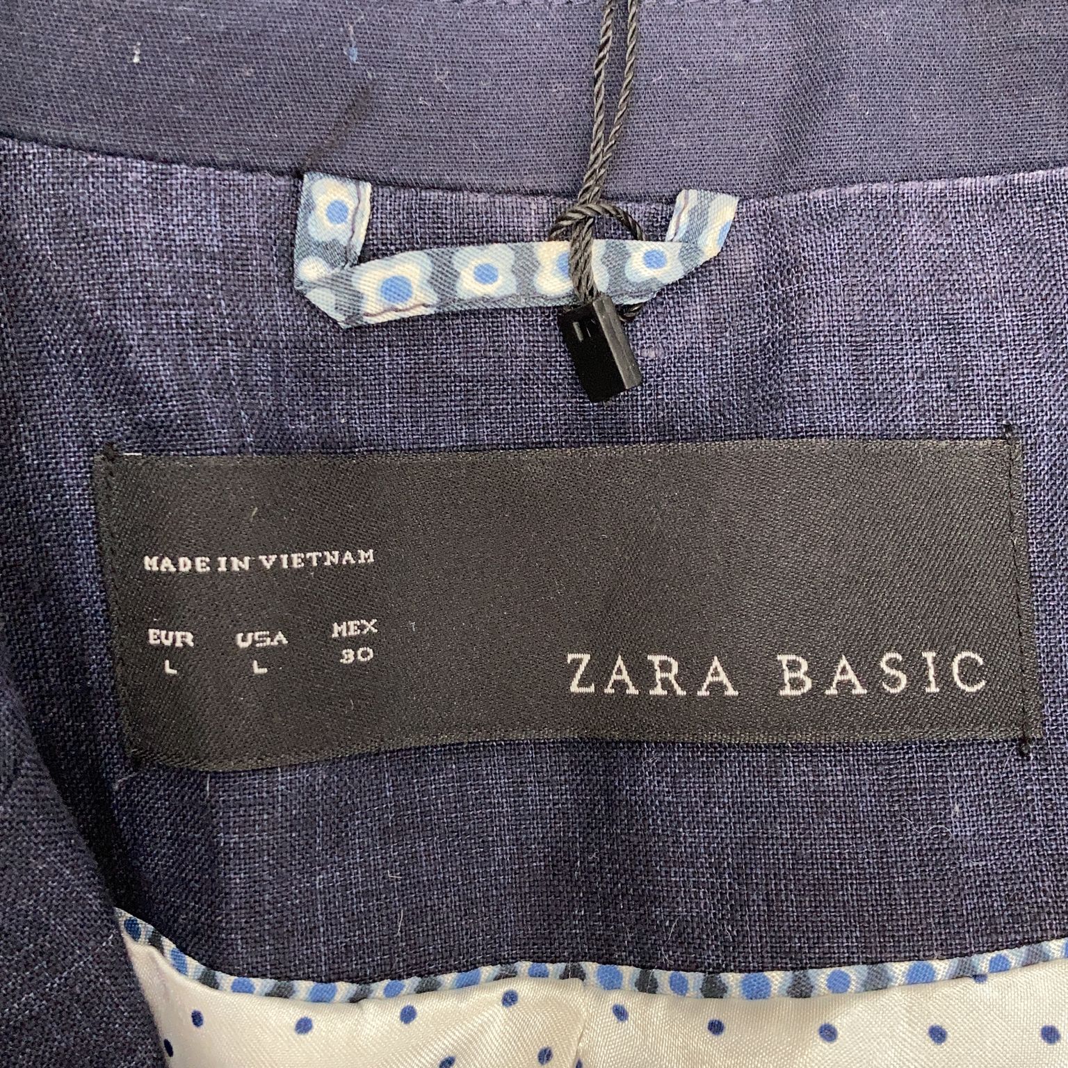 Zara Basic