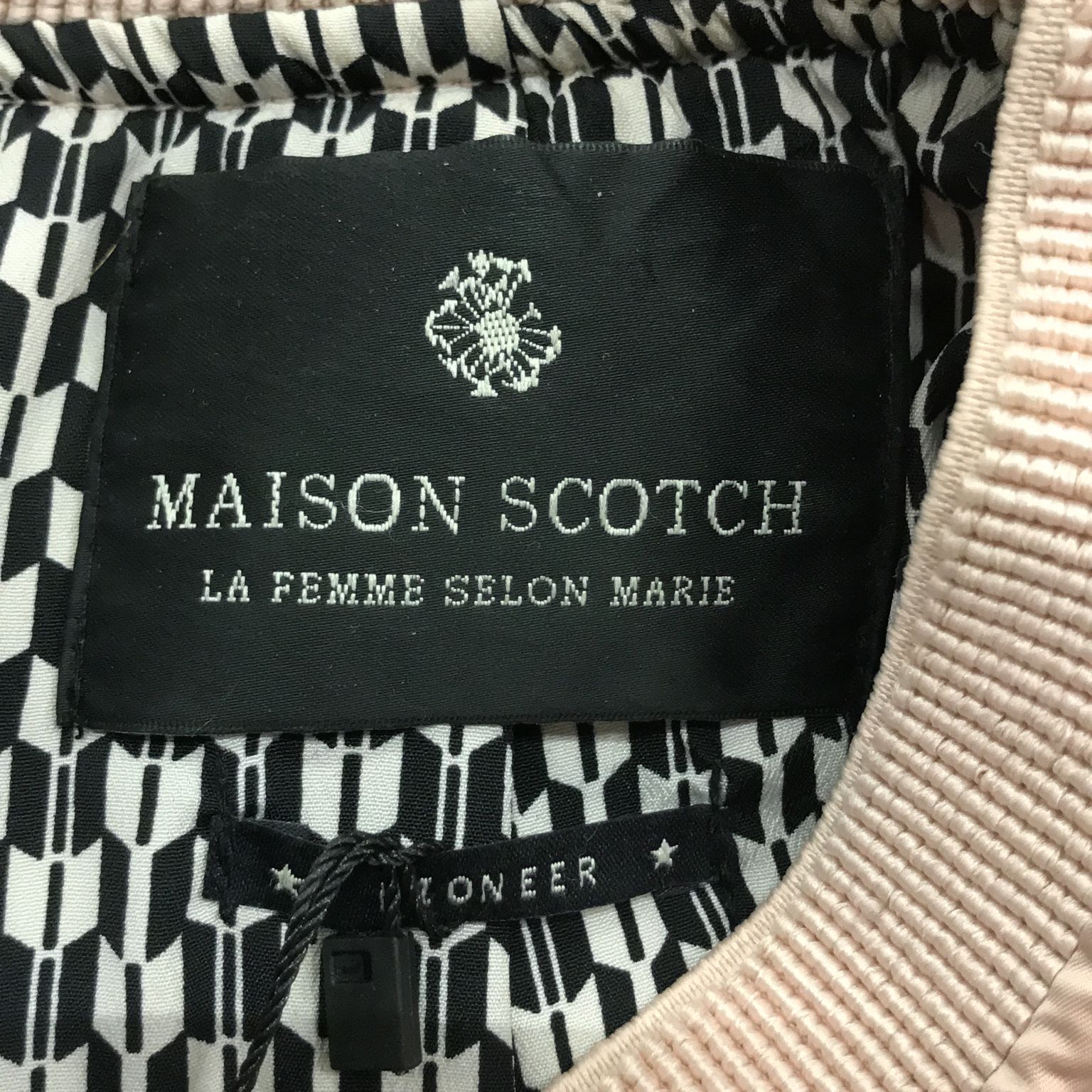 Maison Scotch