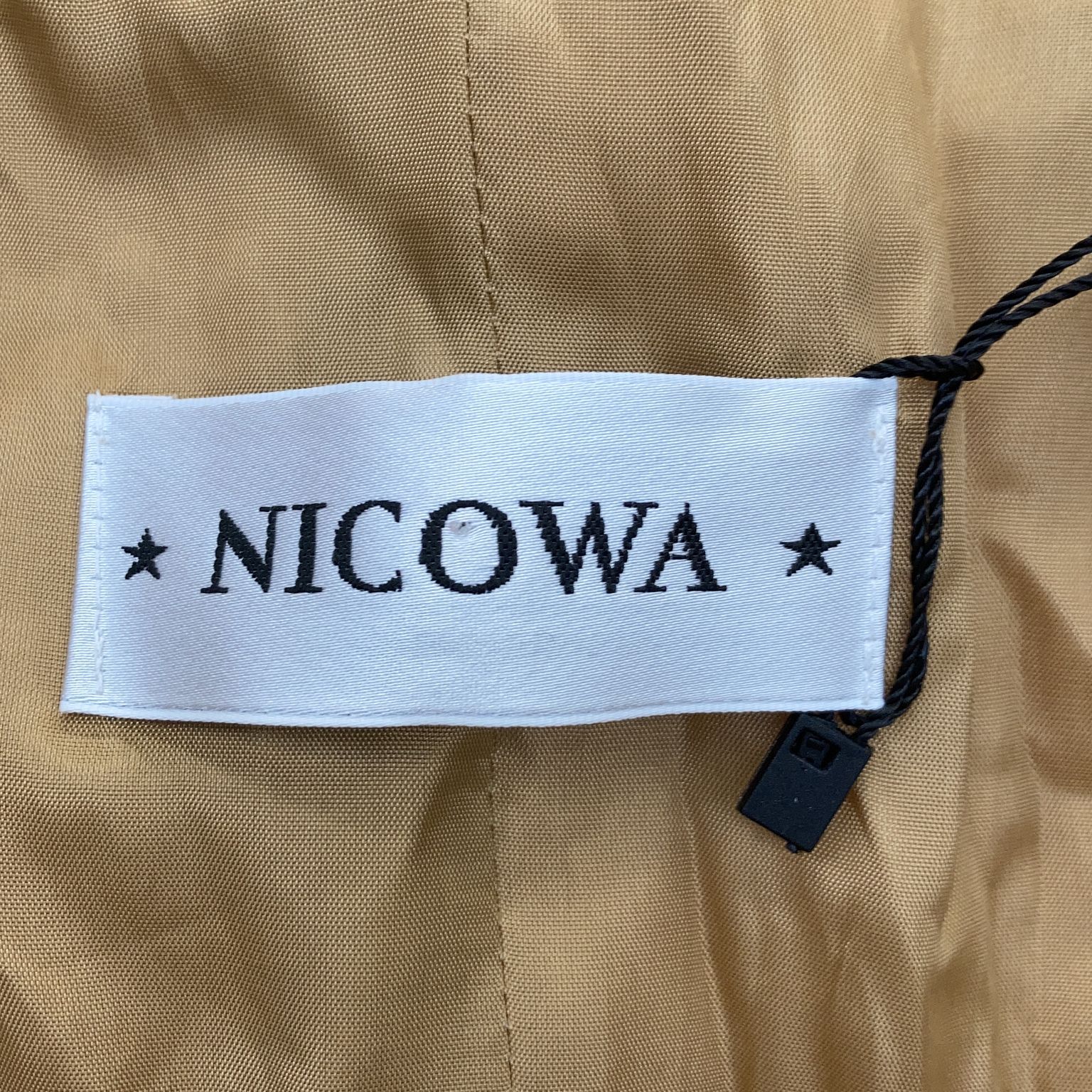 Nicowa