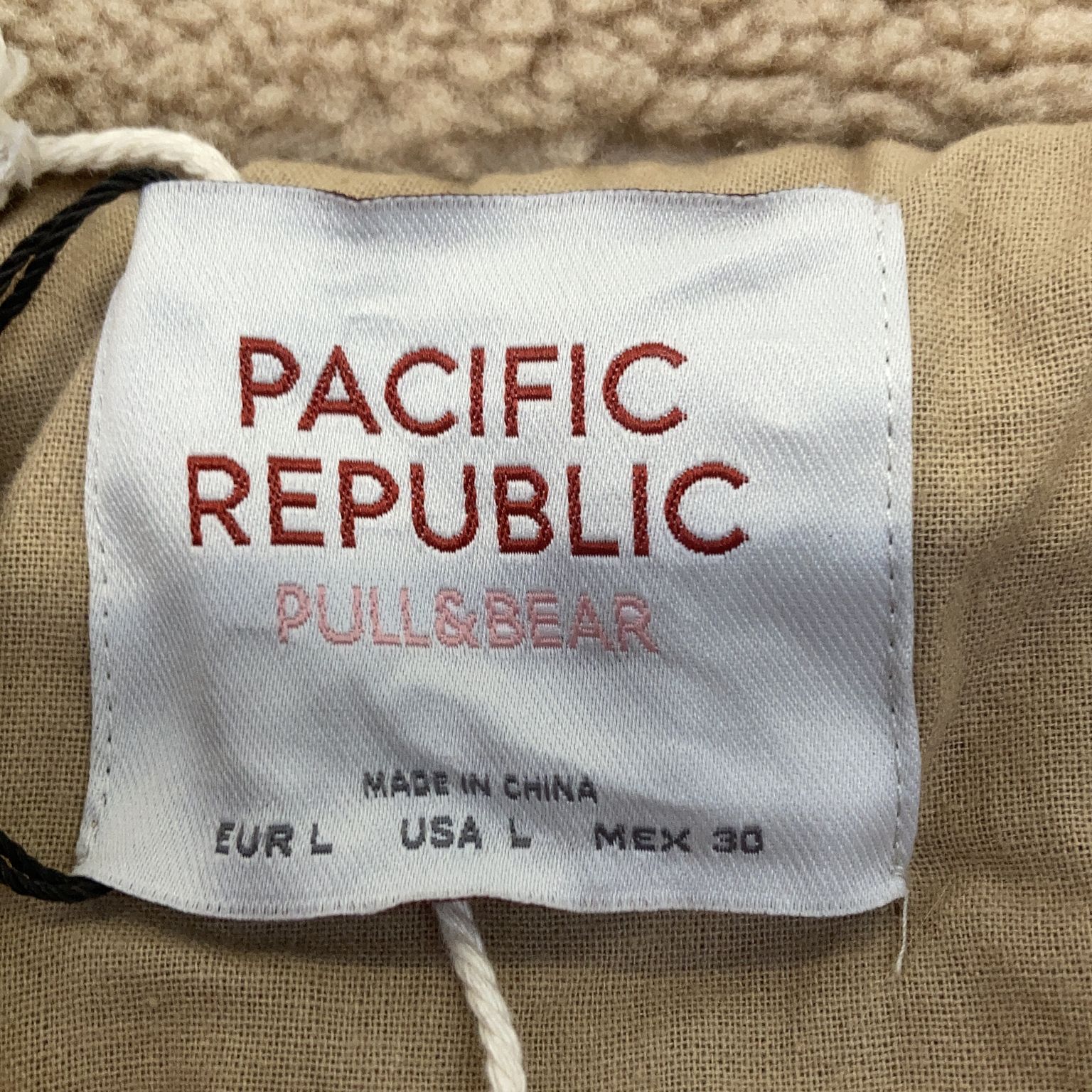 Pacific Republic Pull  Bear