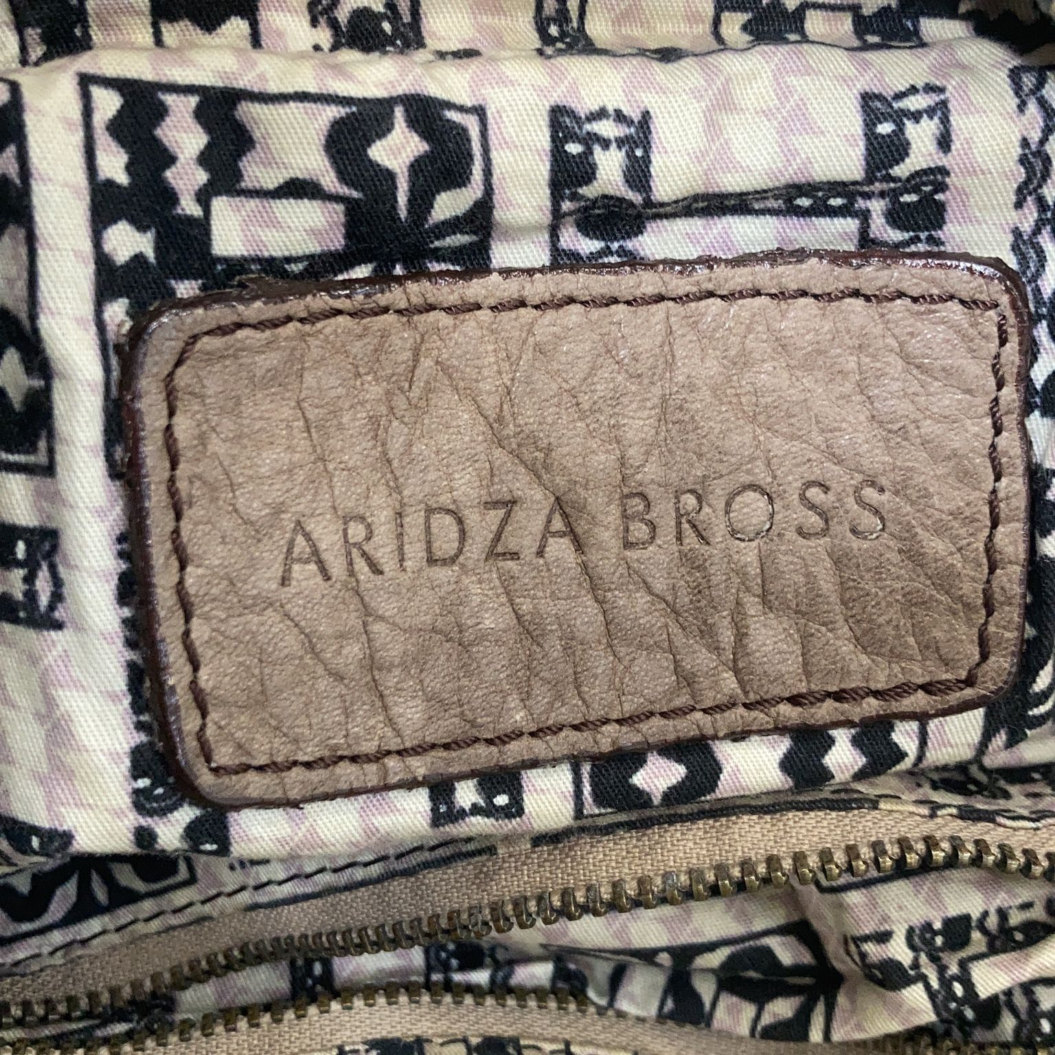 Aridza Bross