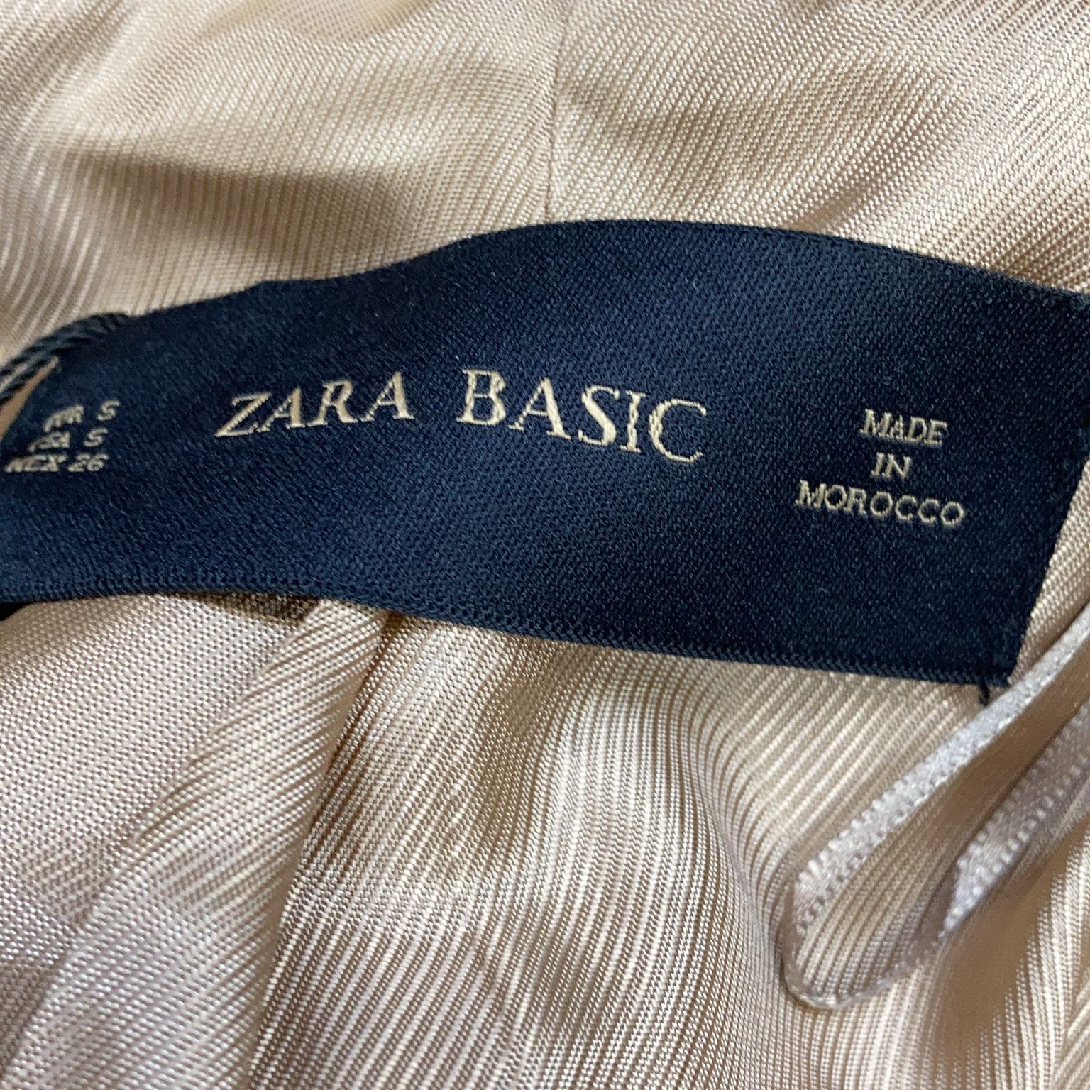 Zara Basic