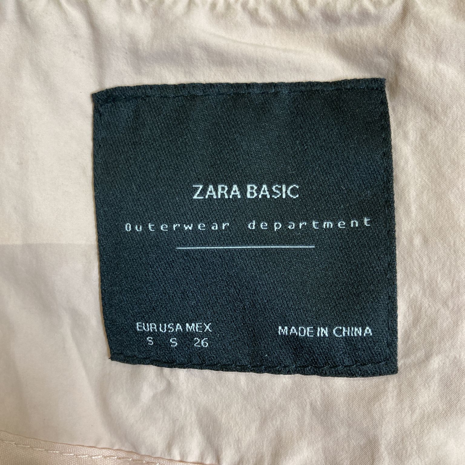 Zara Basic