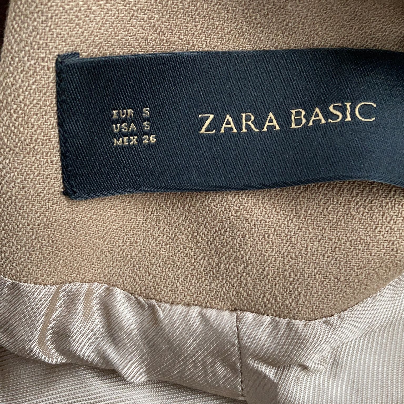 Zara Basic