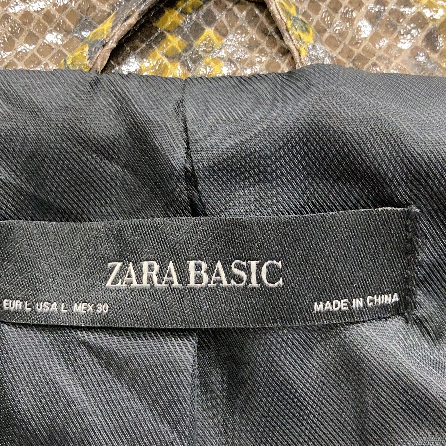 Zara Basic