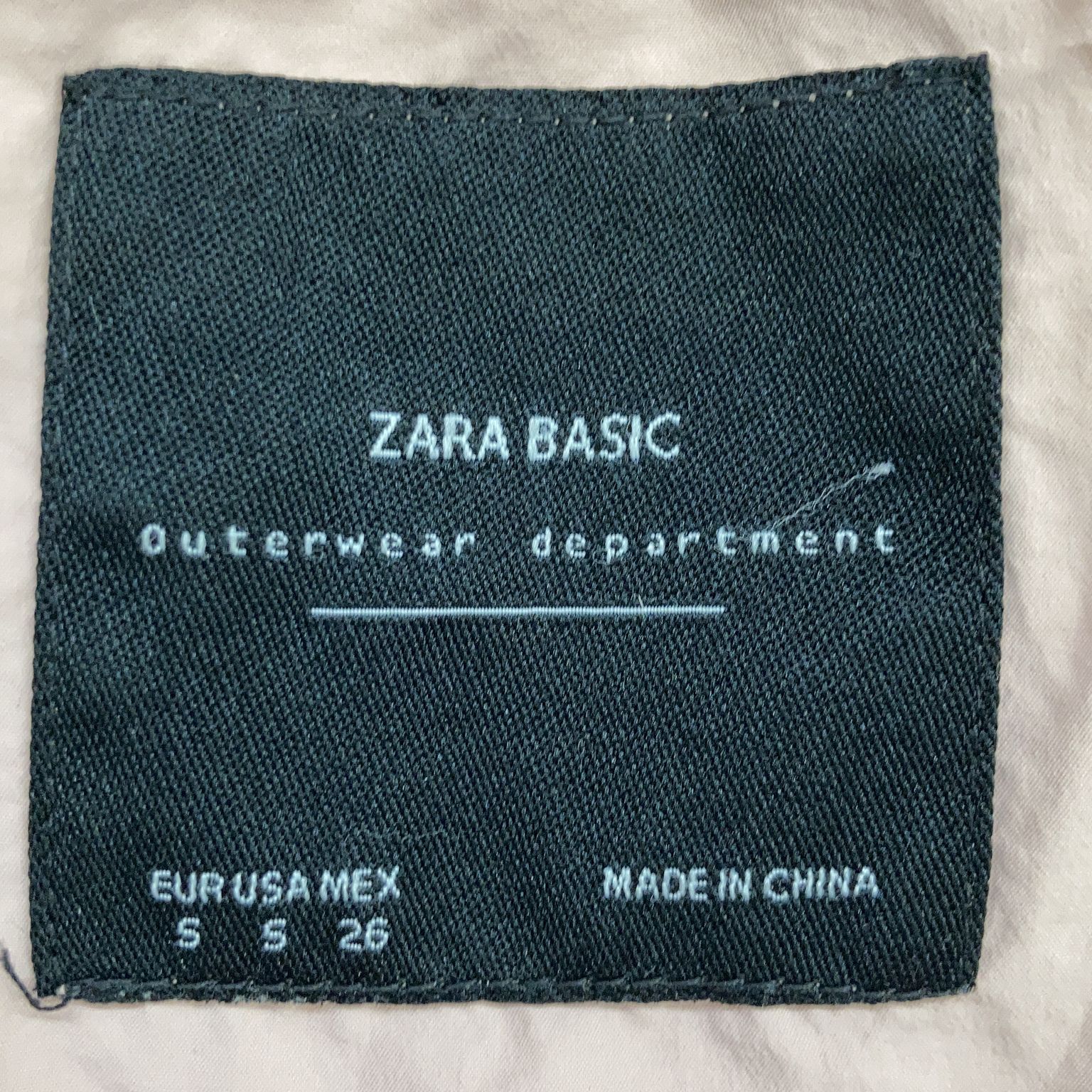 Zara Basic