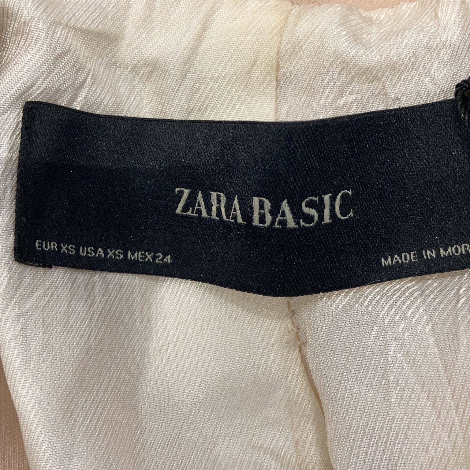 Zara Basic