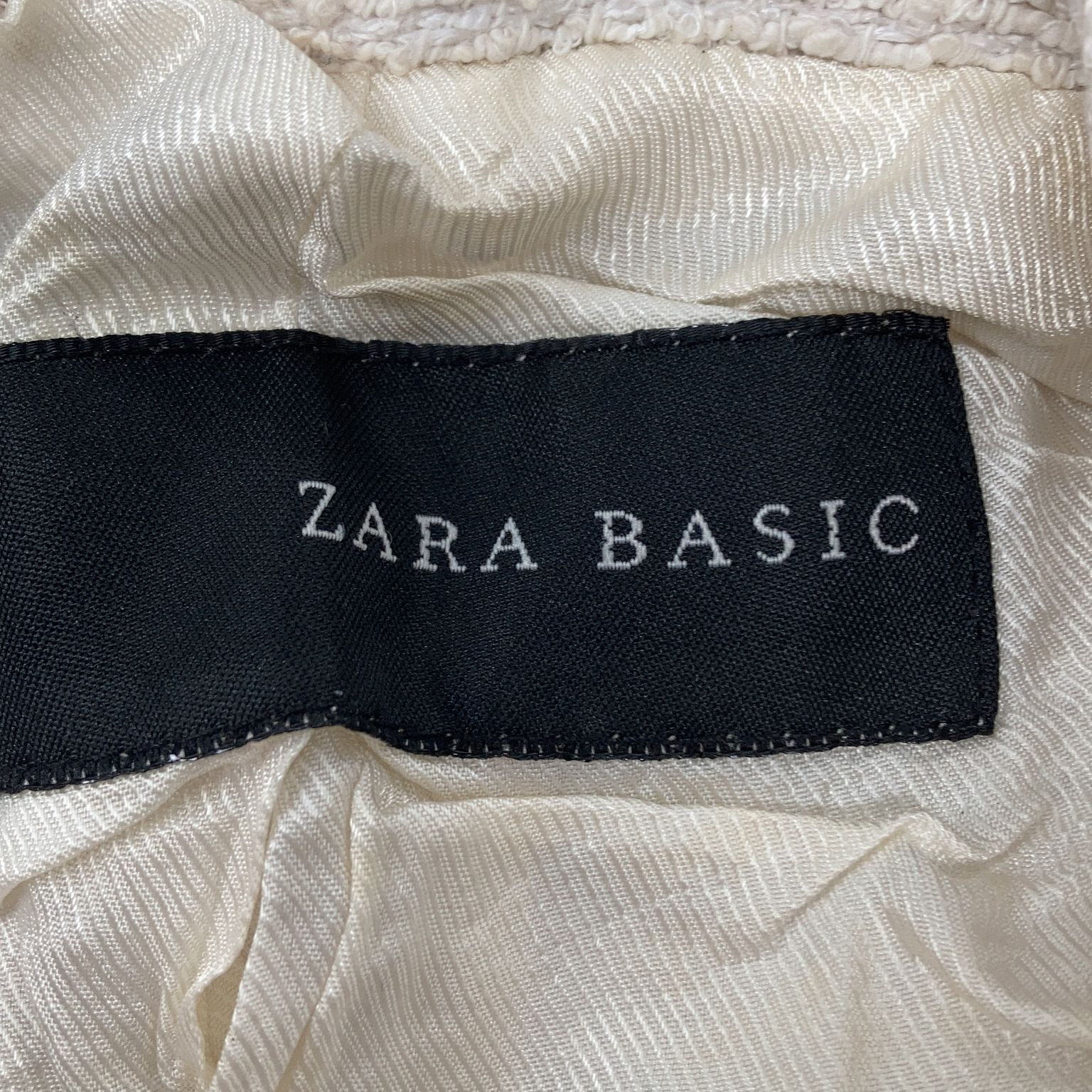 Zara Basic