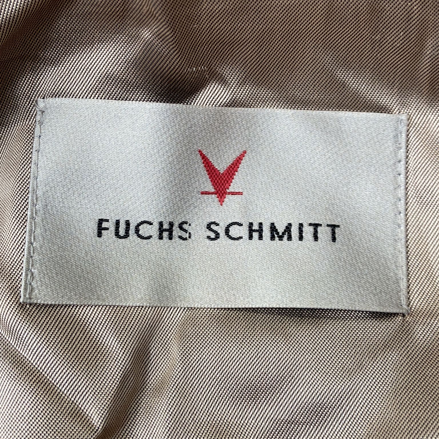 Fuchs Schmitt