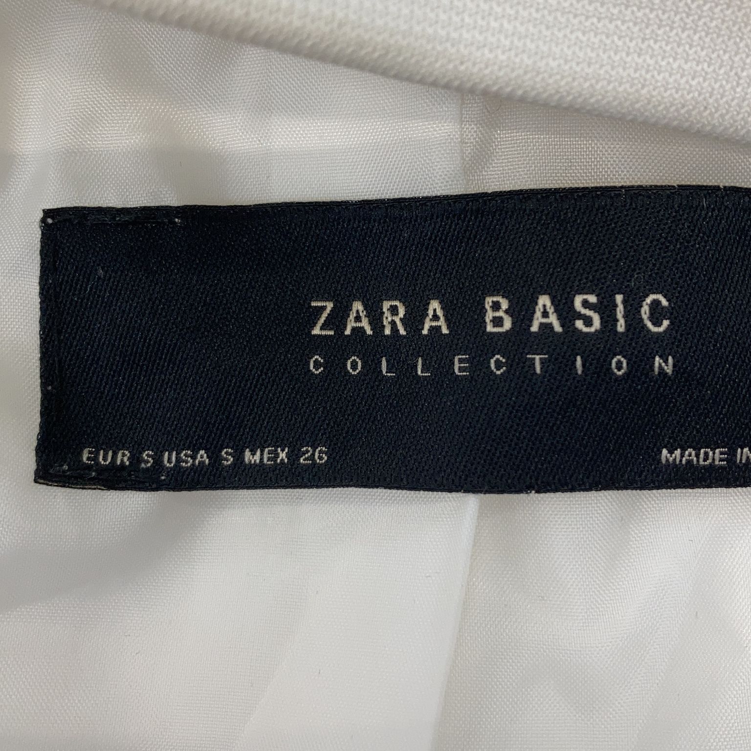 Zara Basic