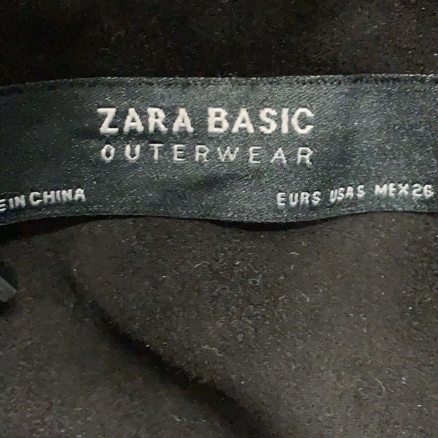 Zara Basic