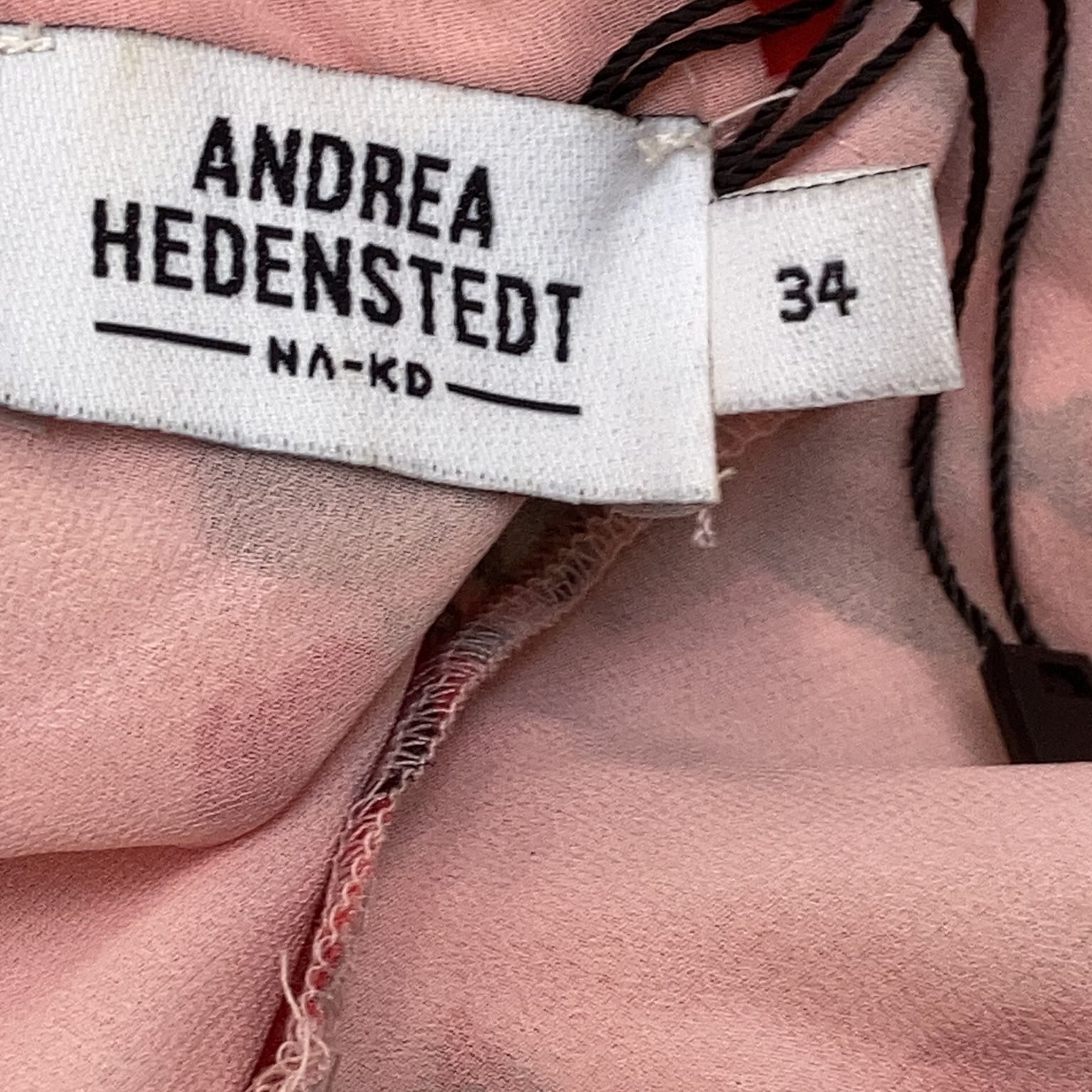 Andrea Hedenstedt x NA-KD