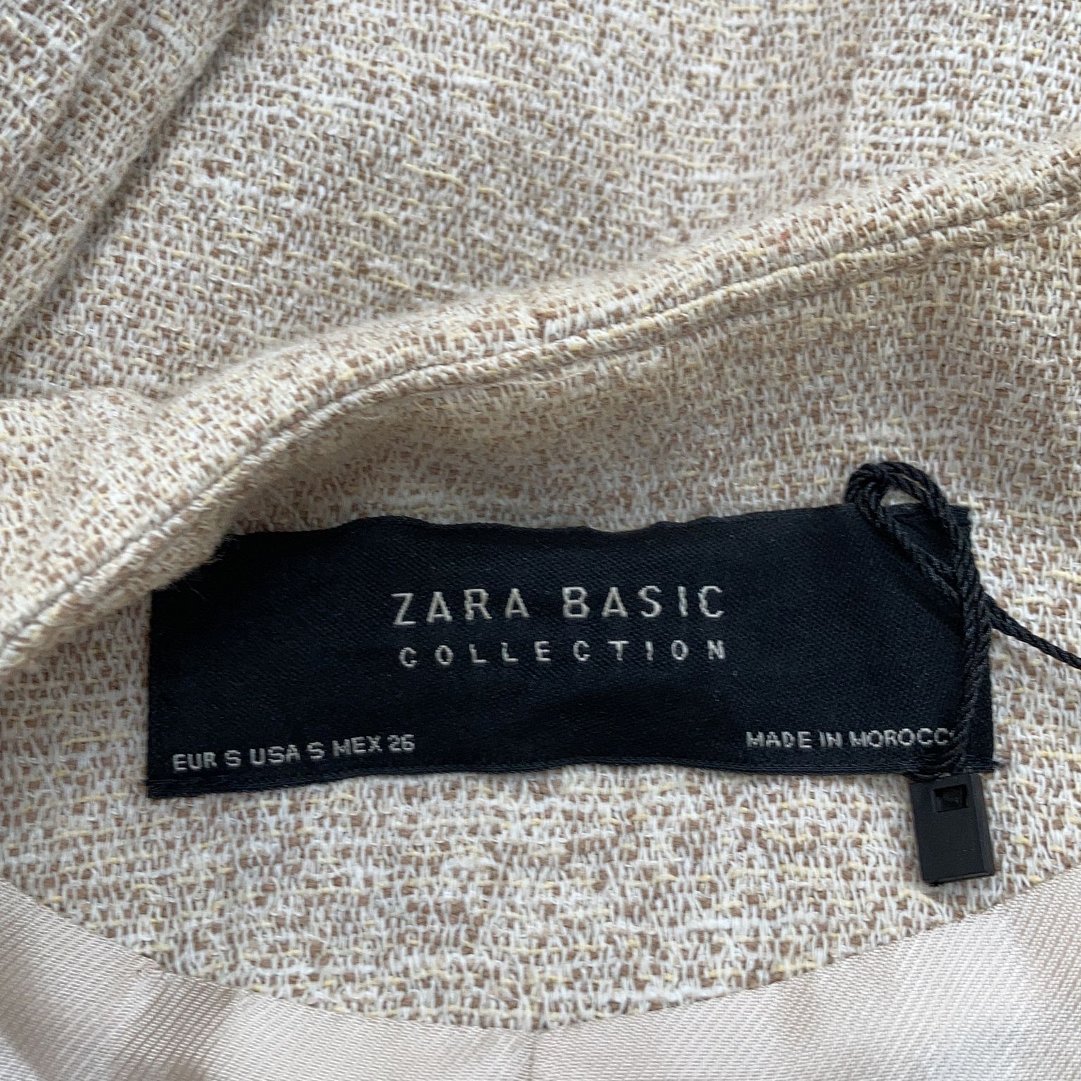 Zara Basic