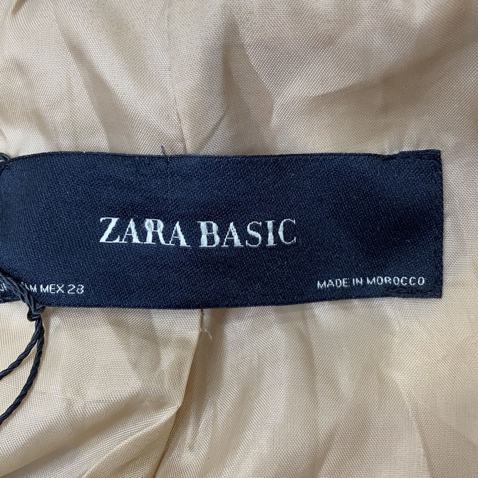 Zara Basic