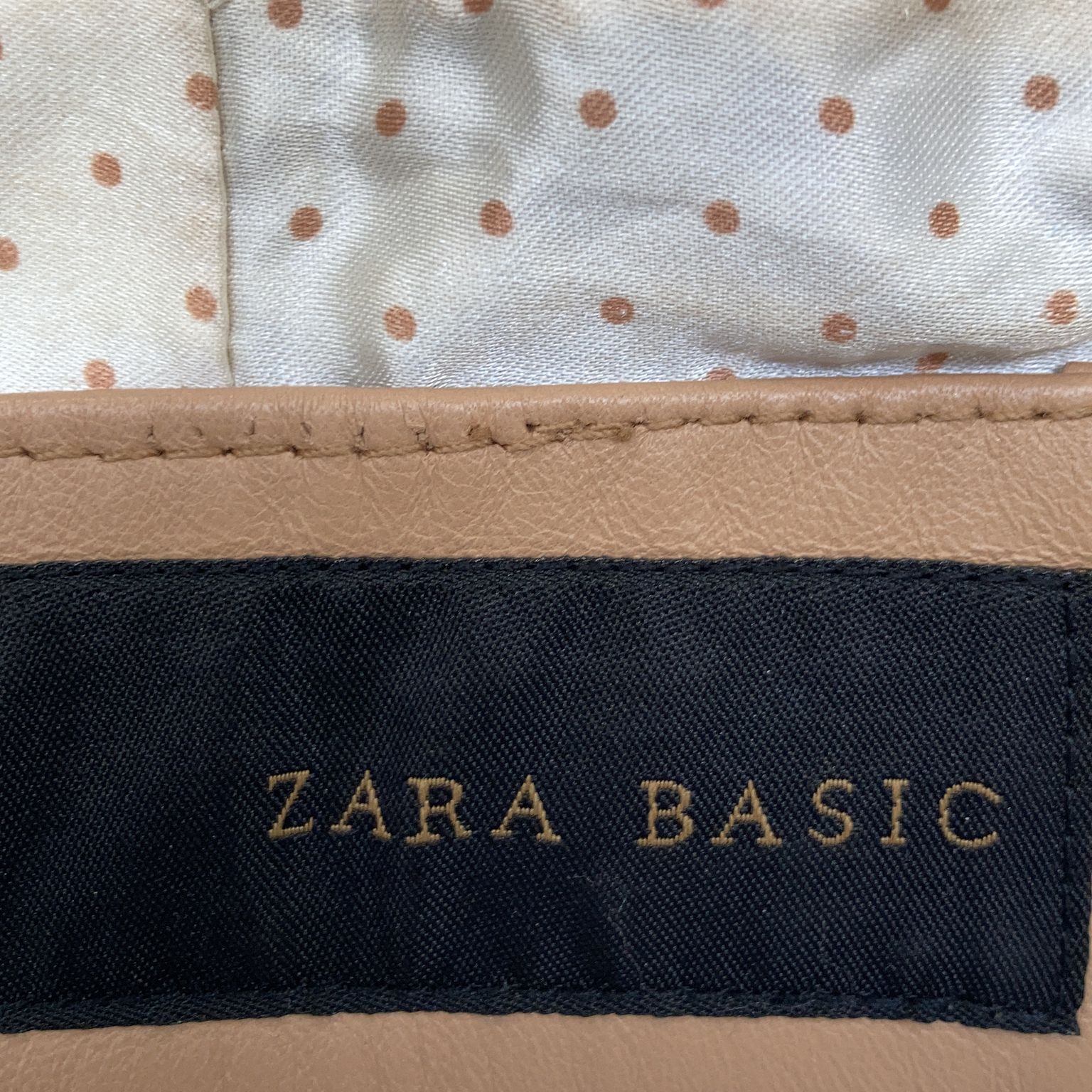 Zara Basic