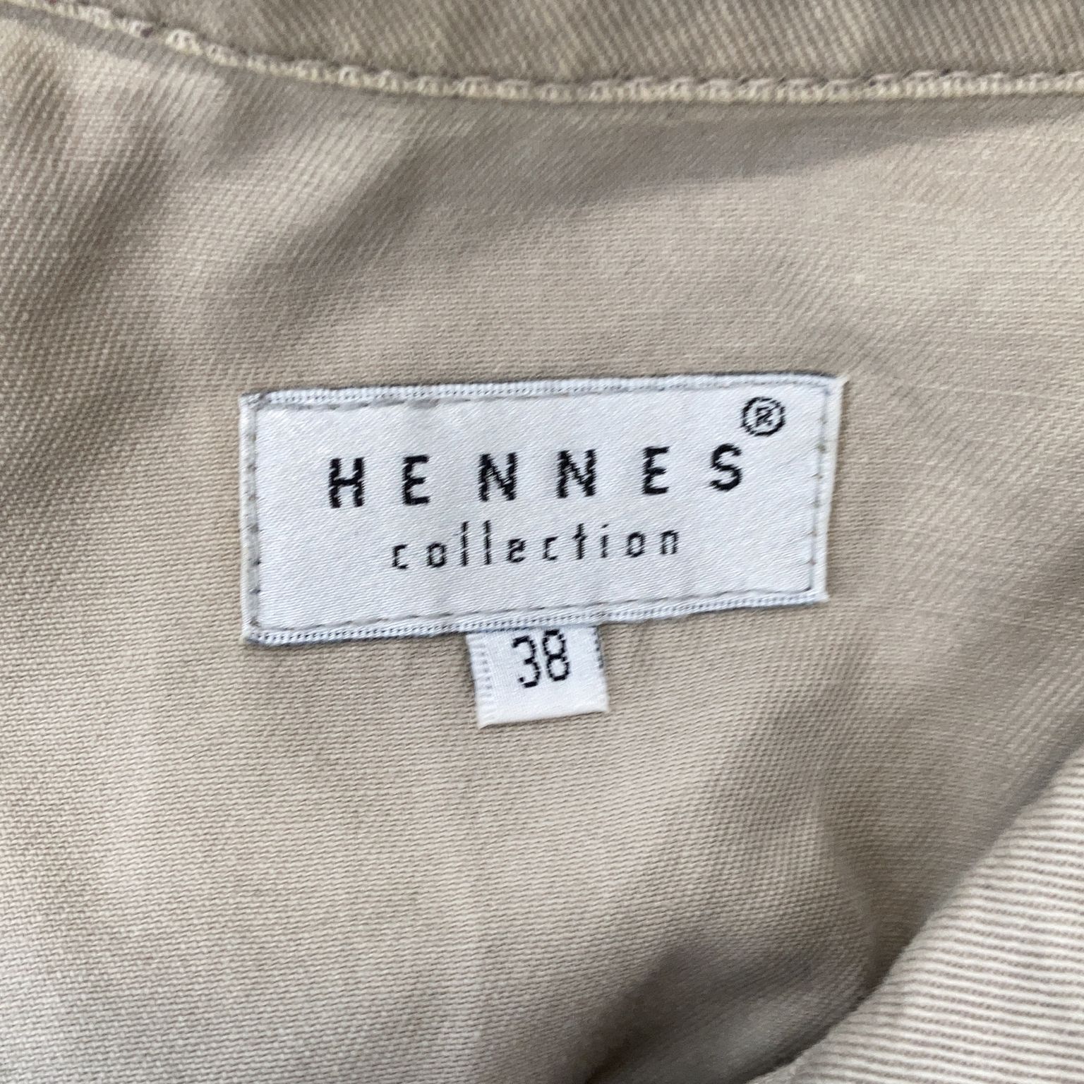 Hennes Collection