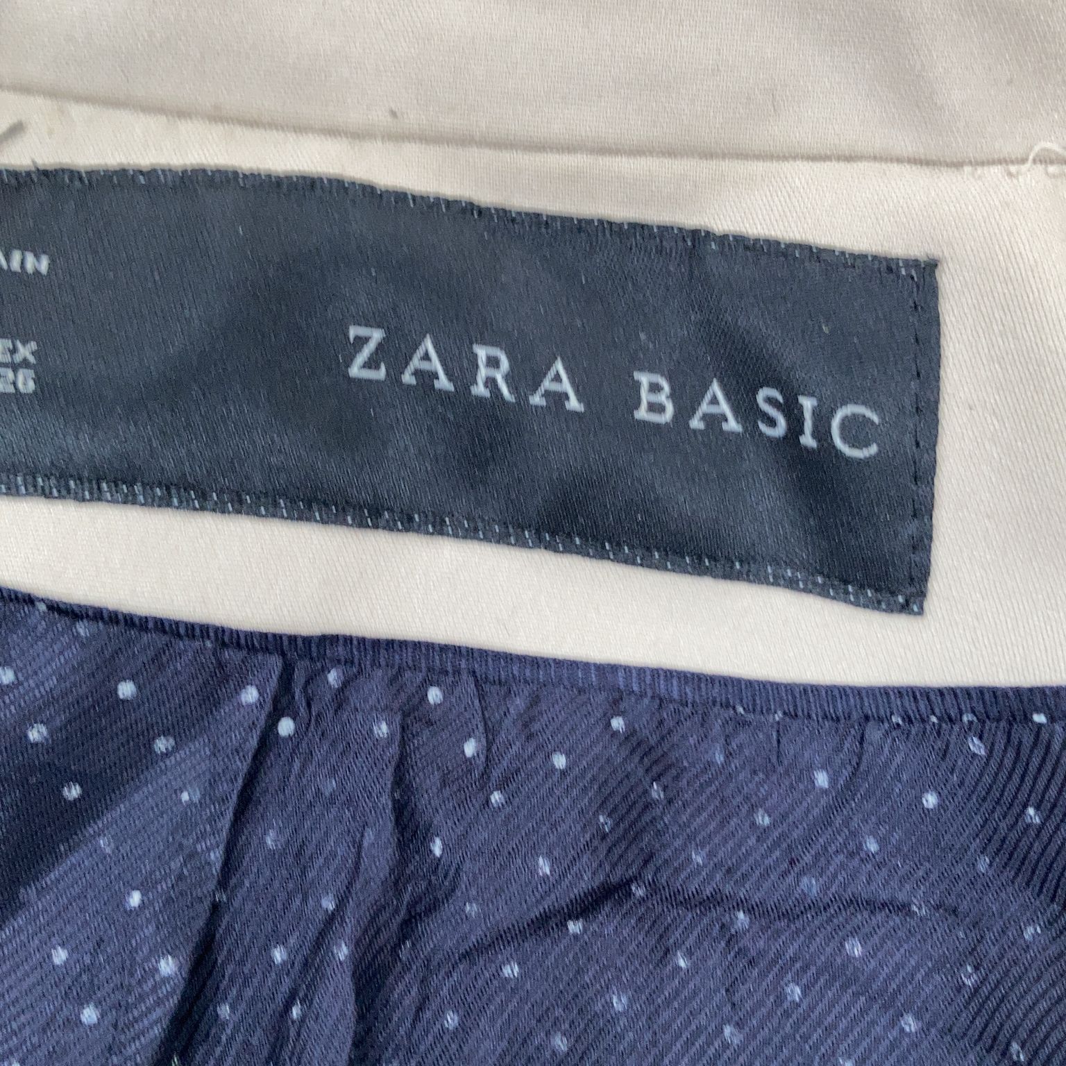 Zara Basic