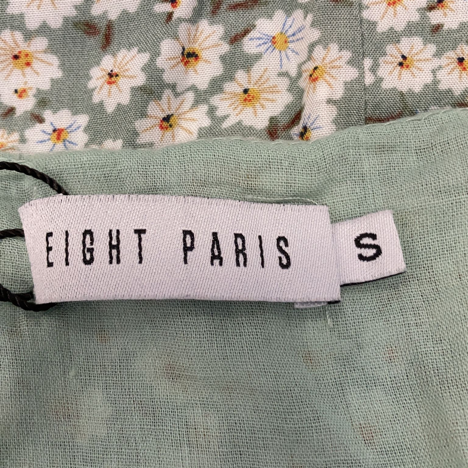 Eight Paris