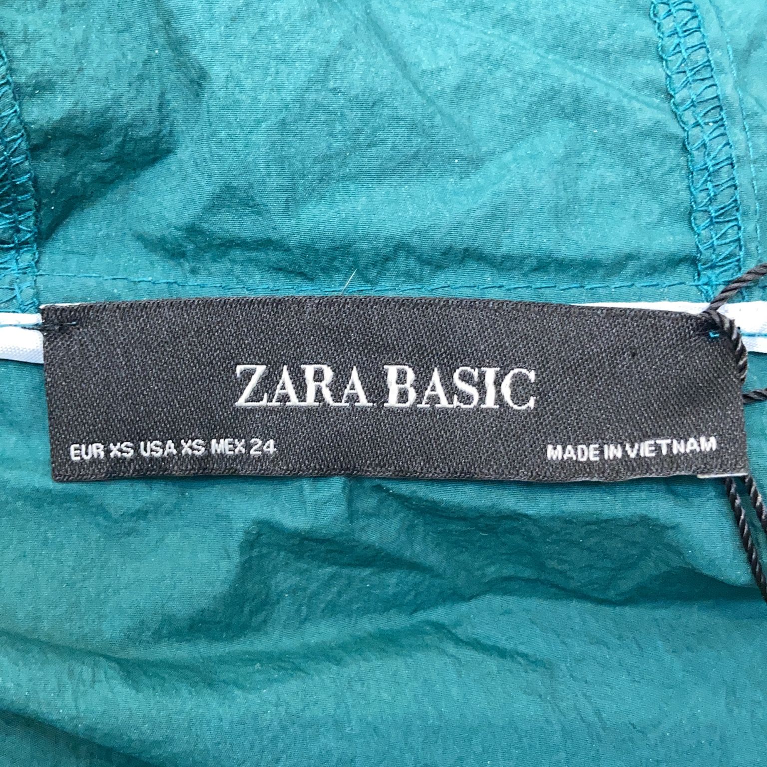 Zara Basic