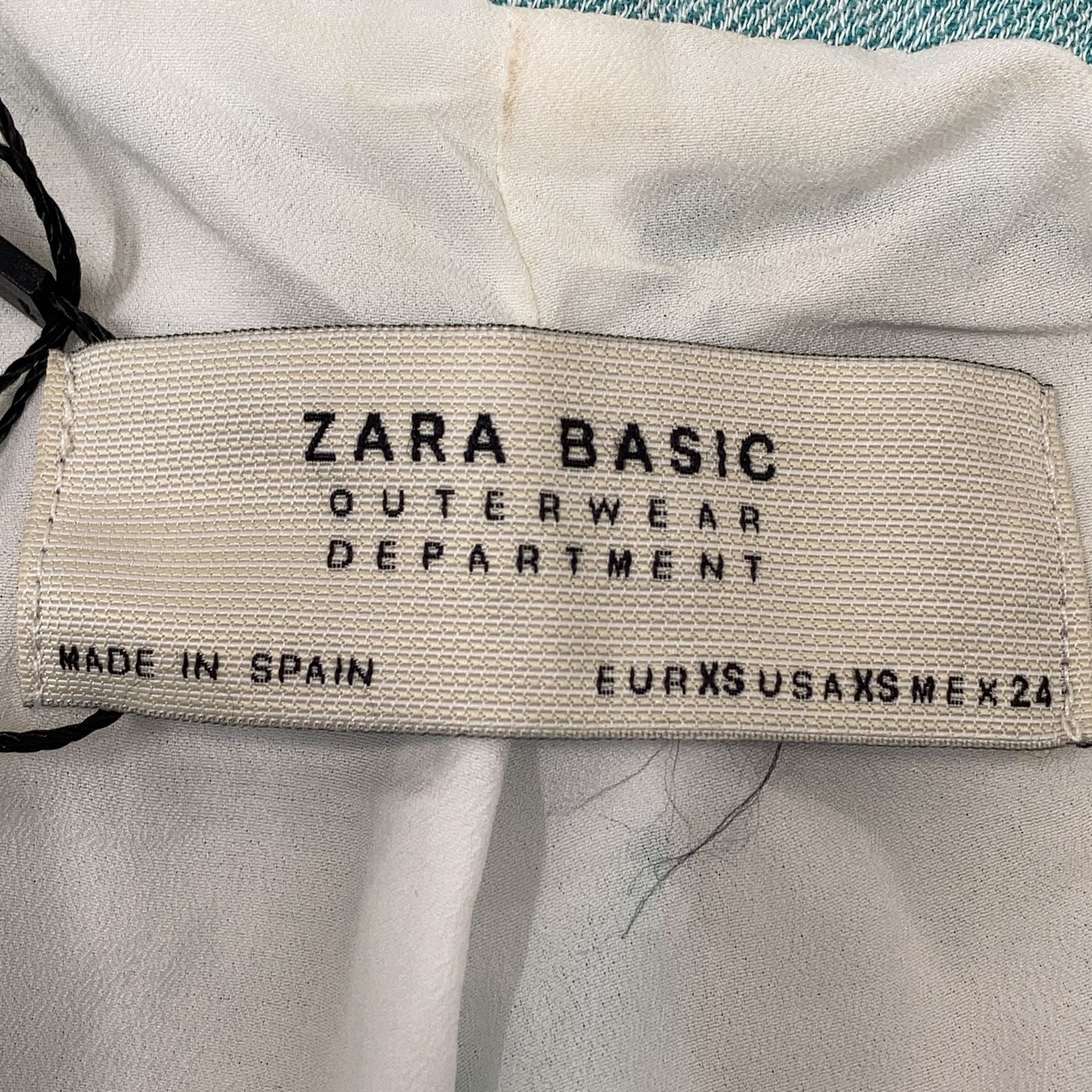 Zara Basic