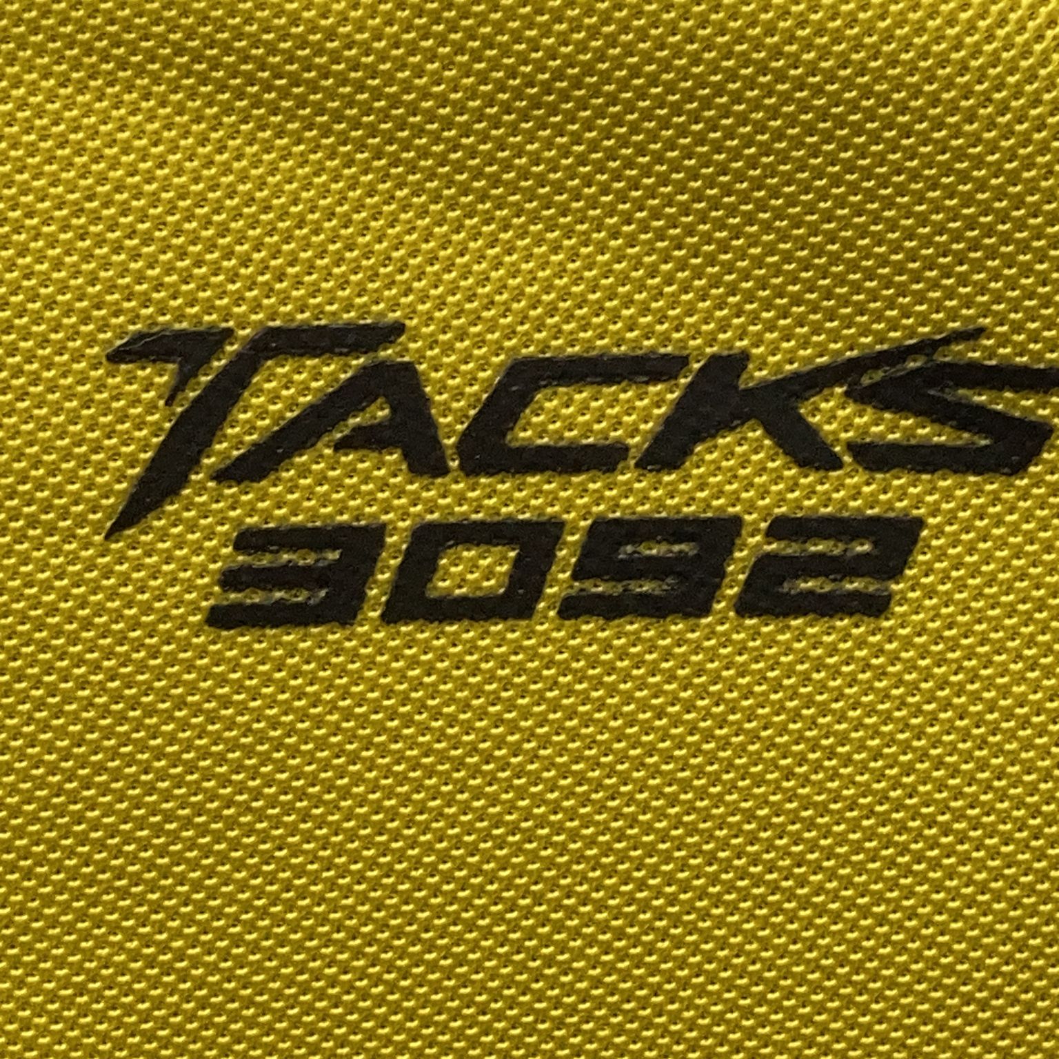 Tacks