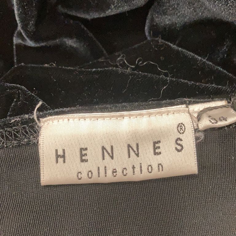 Hennes Collection