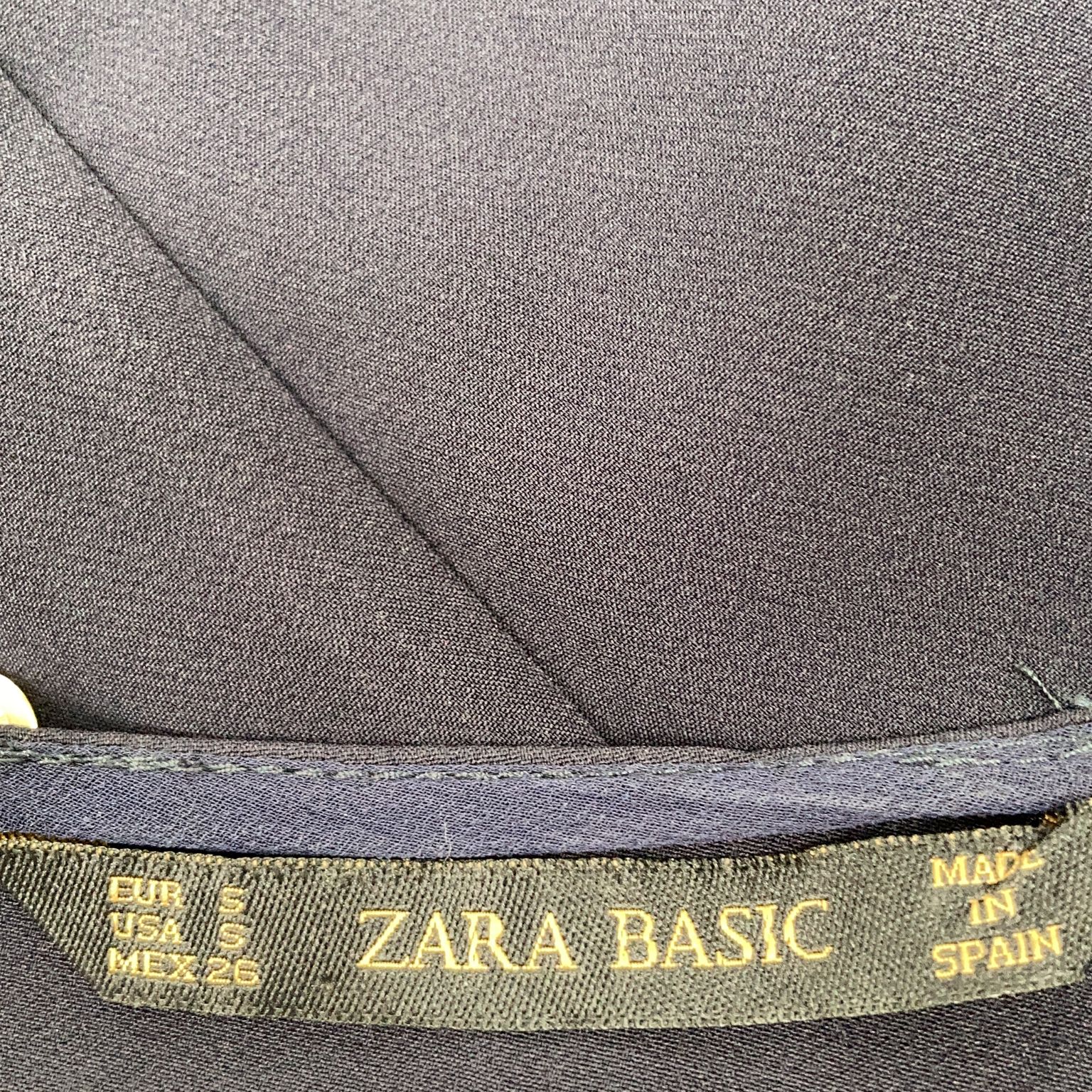 Zara Basic