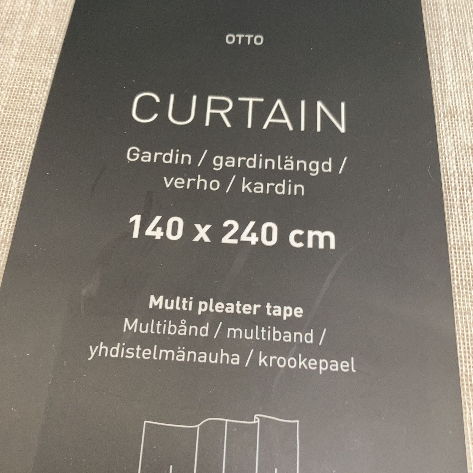 Curtain