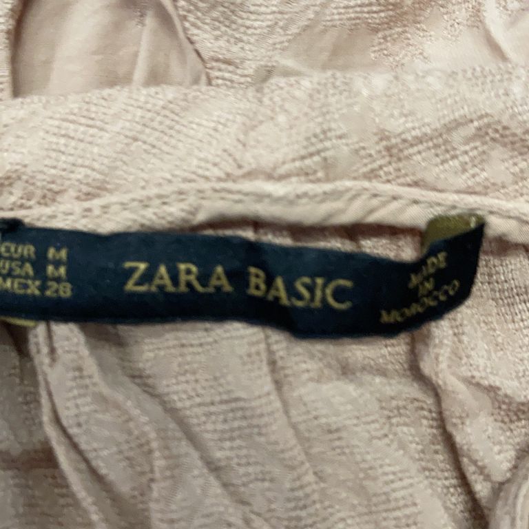 Zara Basic