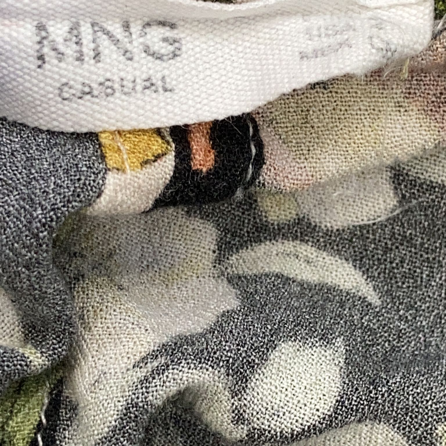 Mango Casual