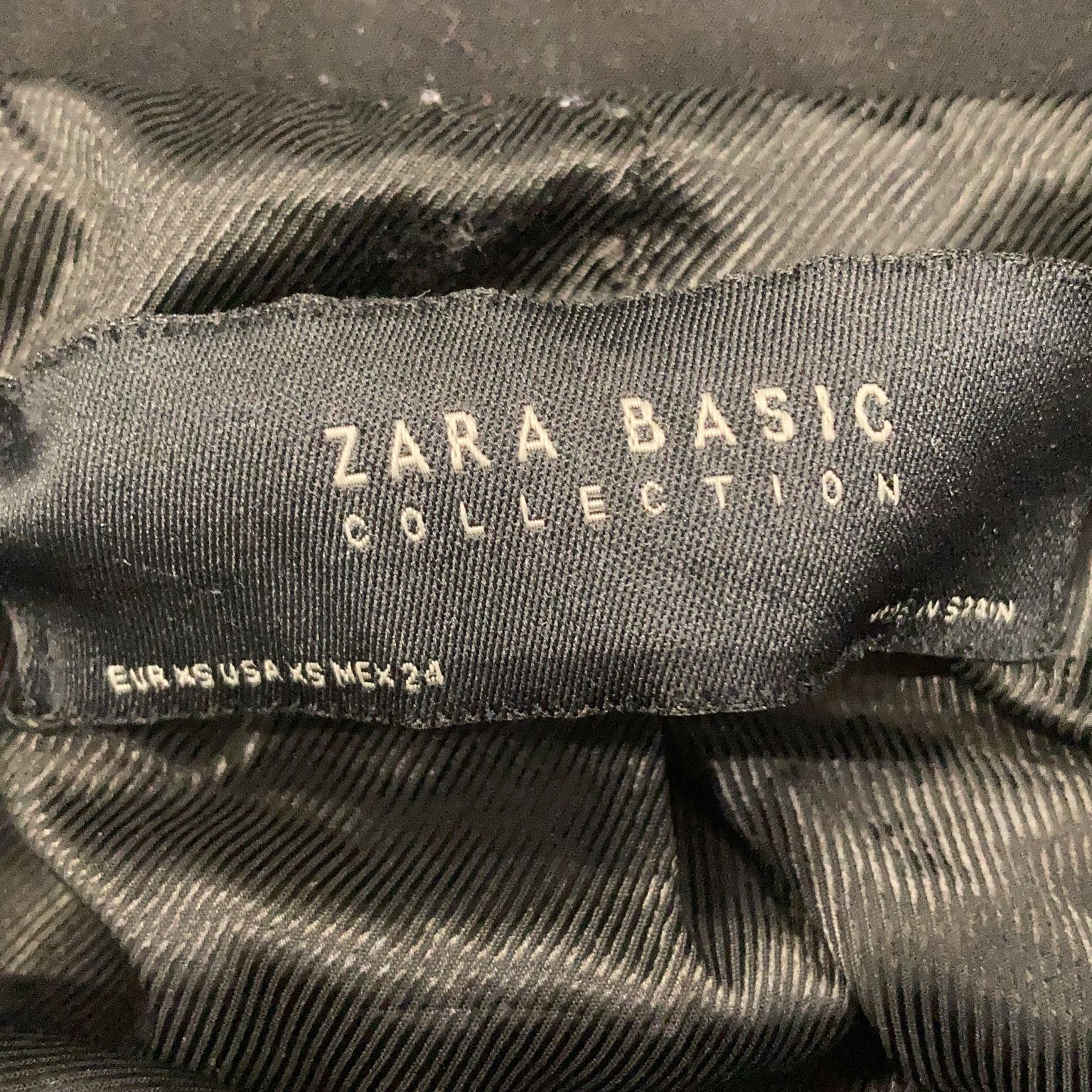 Zara Basic