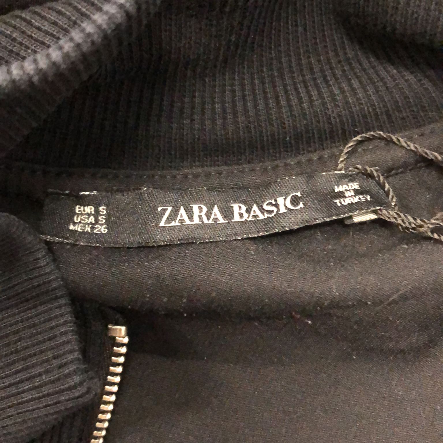 Zara Basic