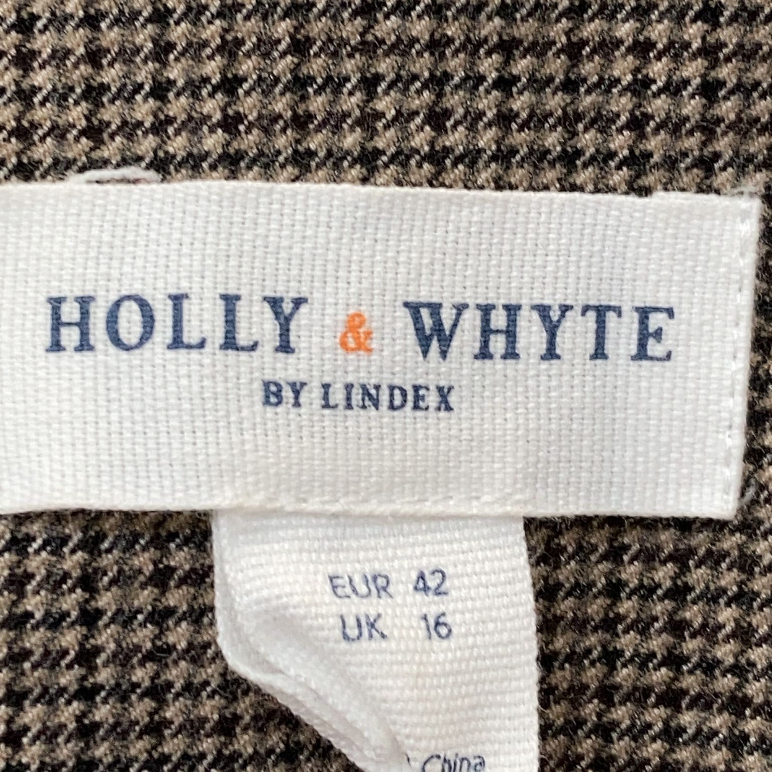 Holly  Whyte by Lindex