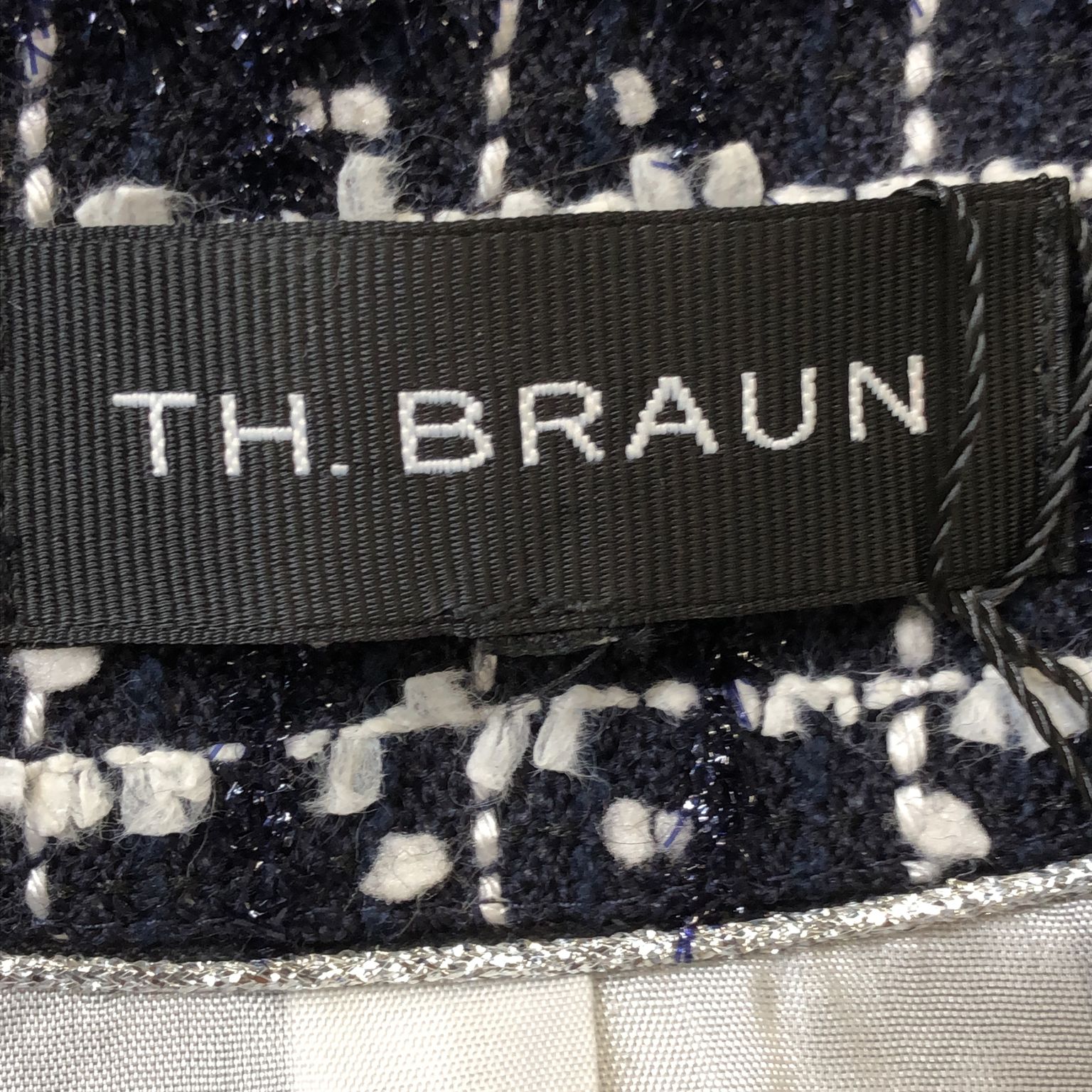 TH. Braun