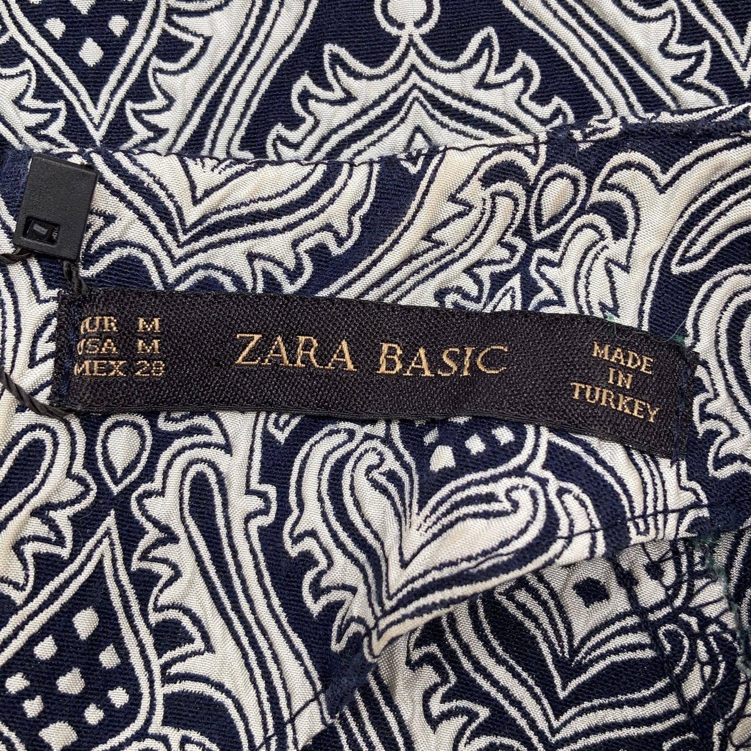 Zara Basic