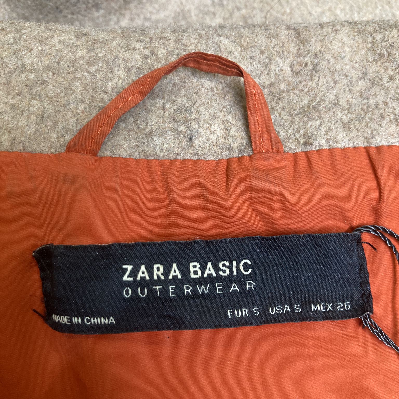 Zara Basic