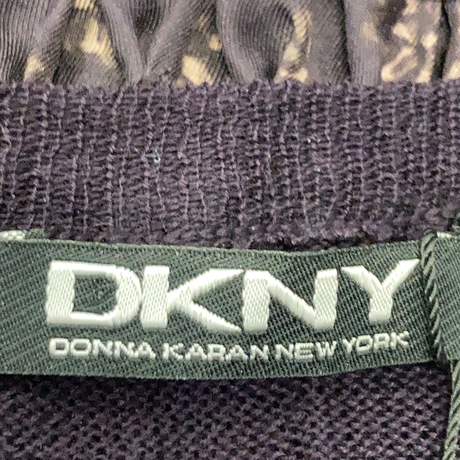 DKNY