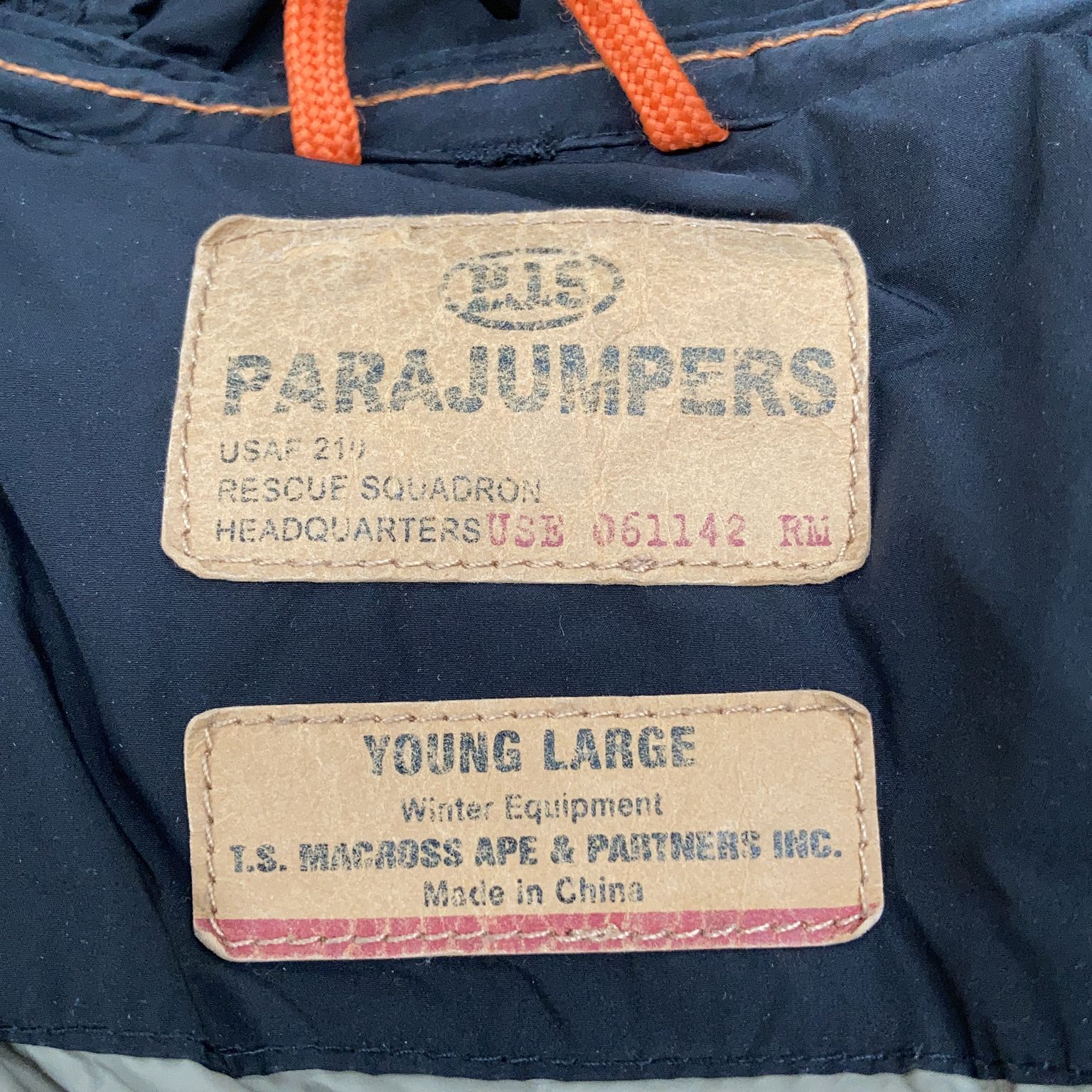 Parajumpers