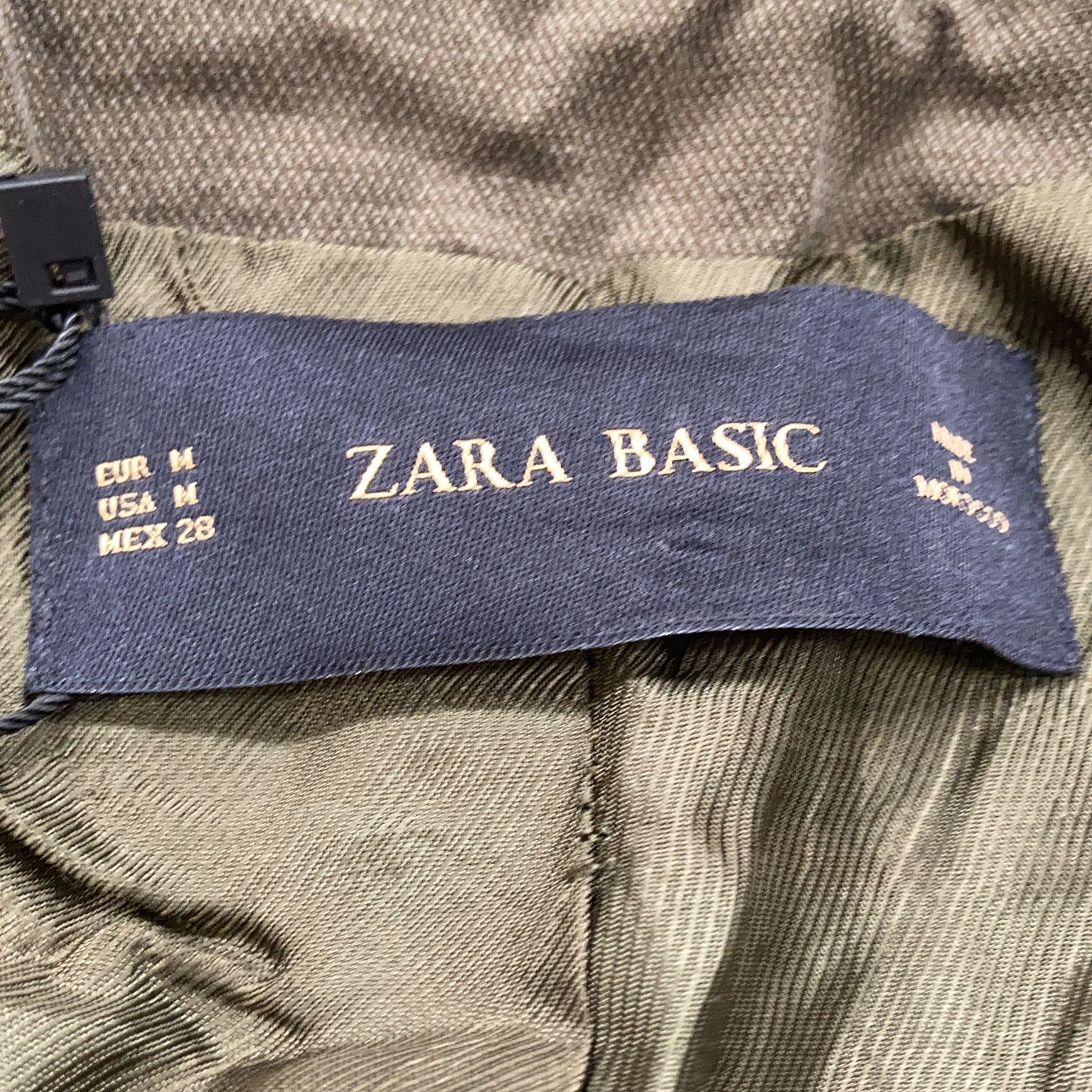 Zara Basic