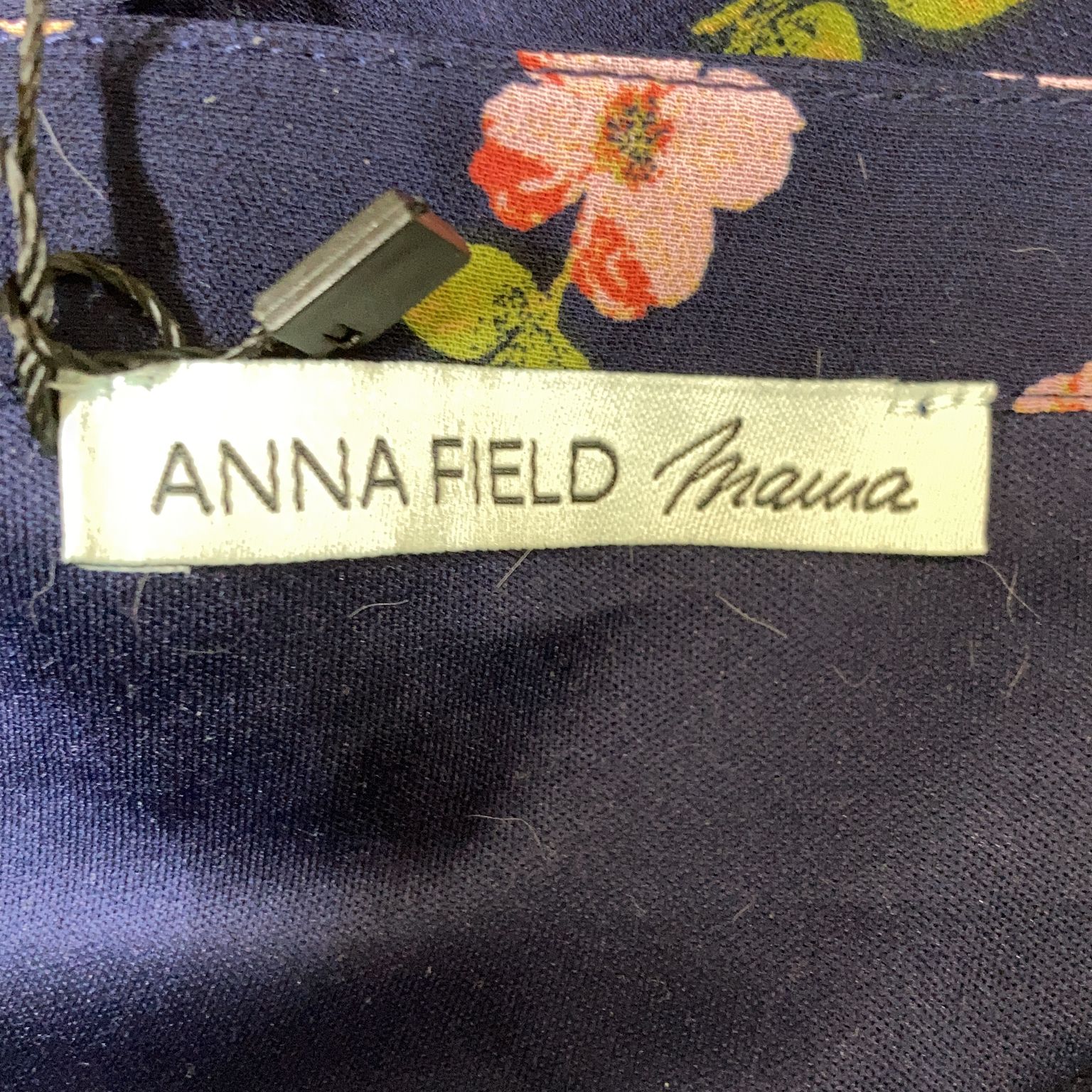 Anna Field Mama