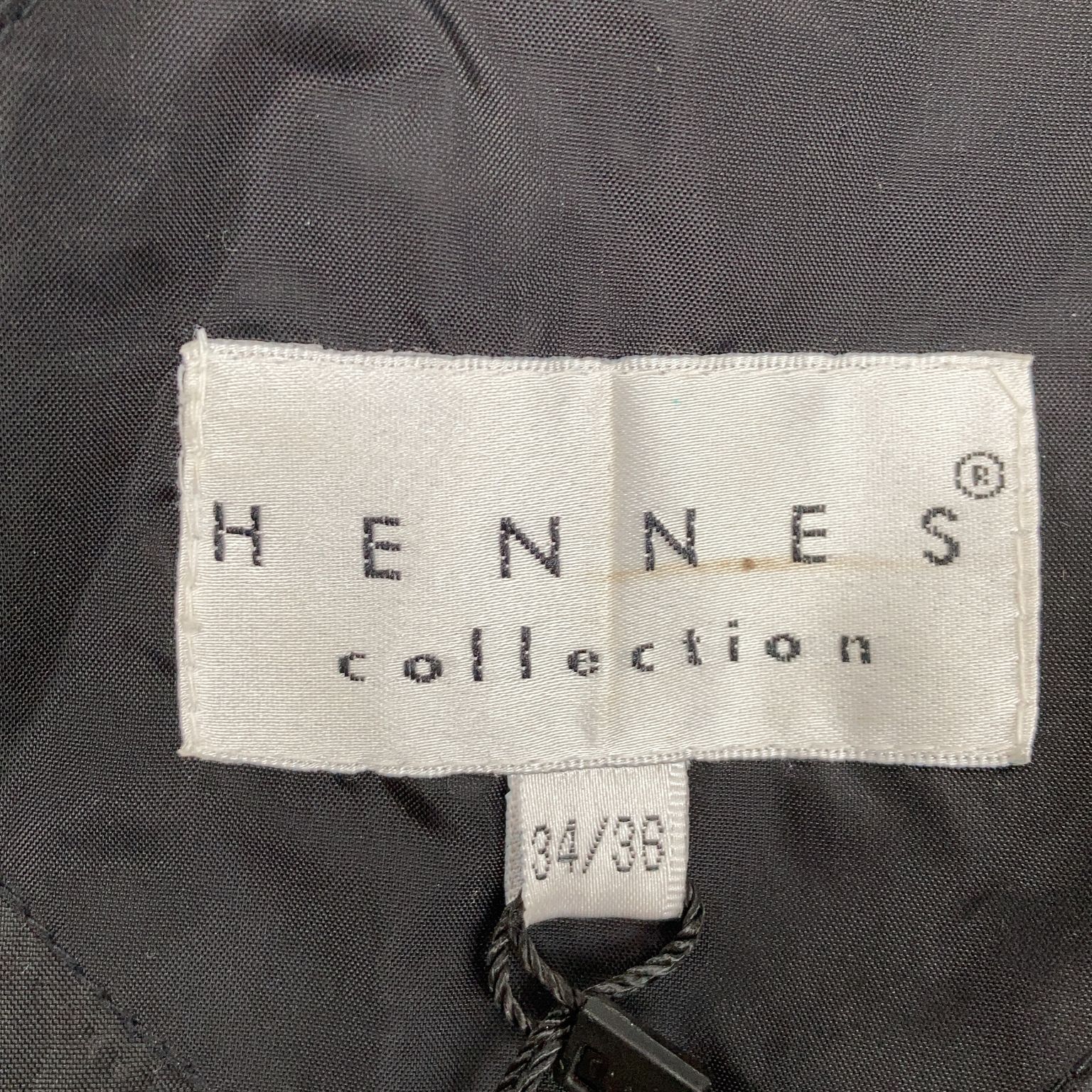 Hennes Collection