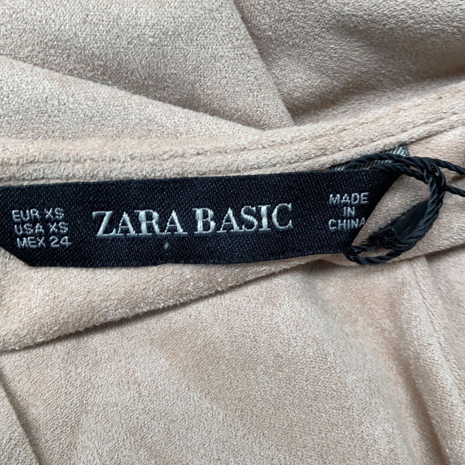 Zara Basic