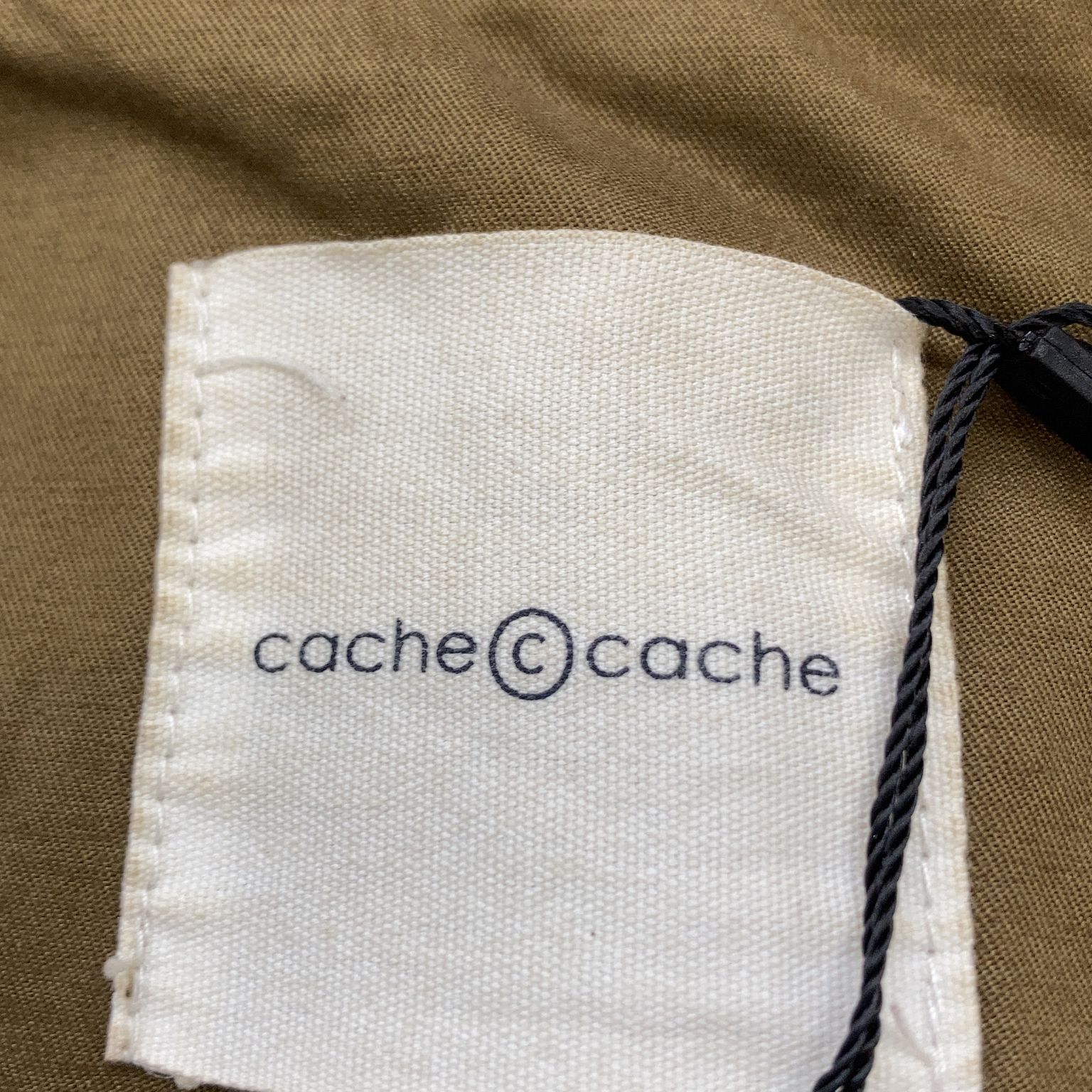 Cache Cache