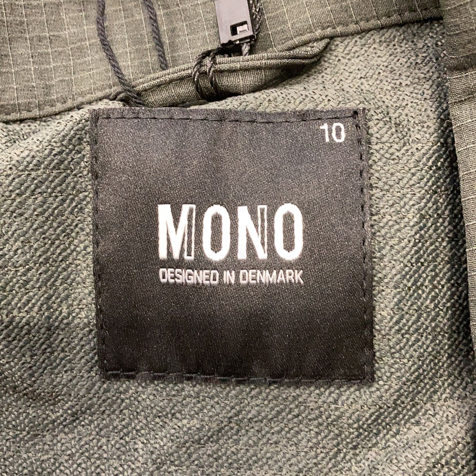 Mono