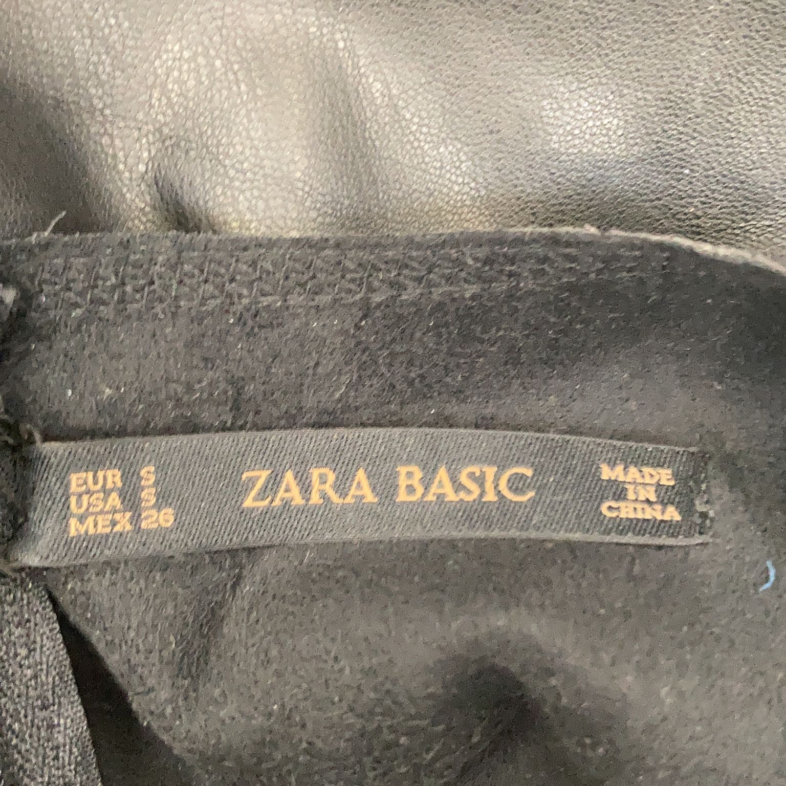 Zara Basic