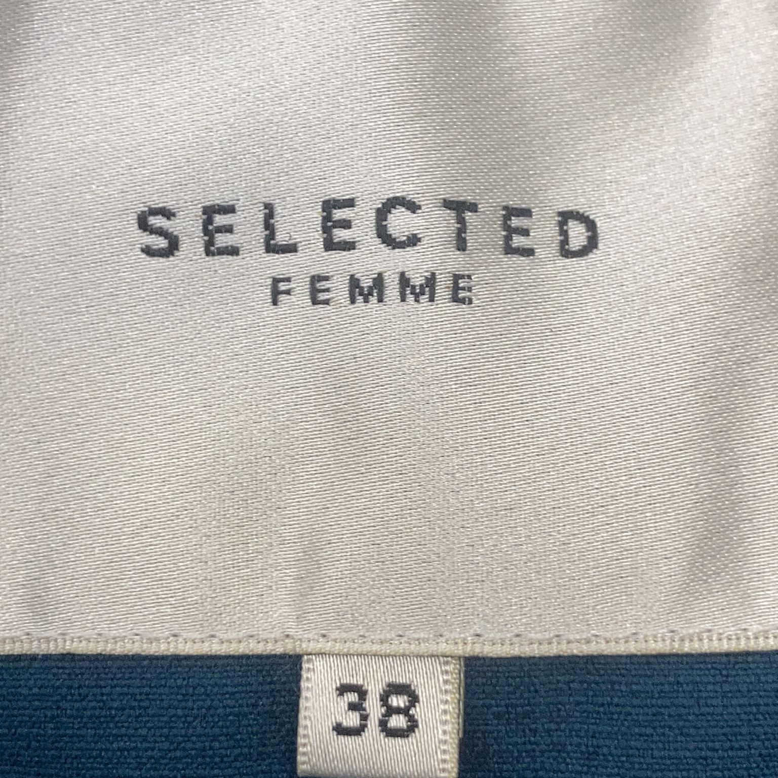 Selected Femme