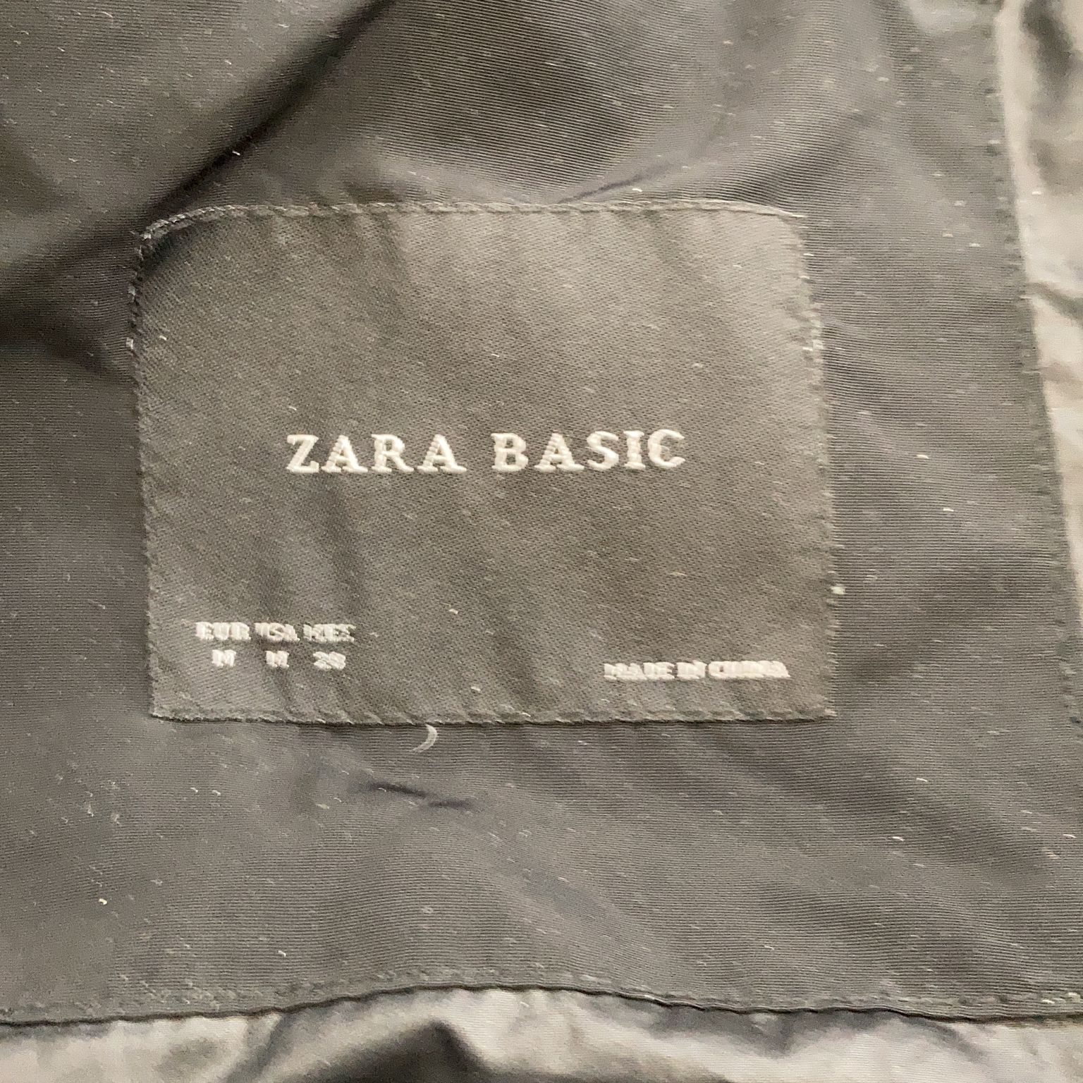 Zara Basic