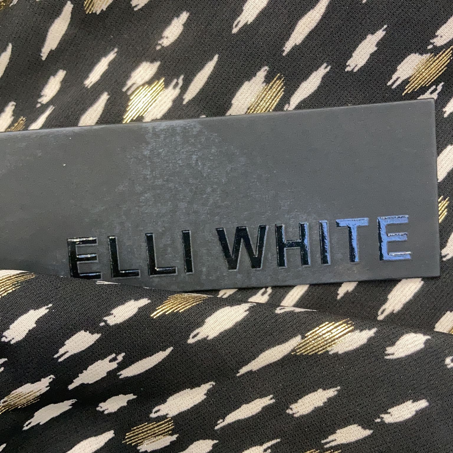 Elli White