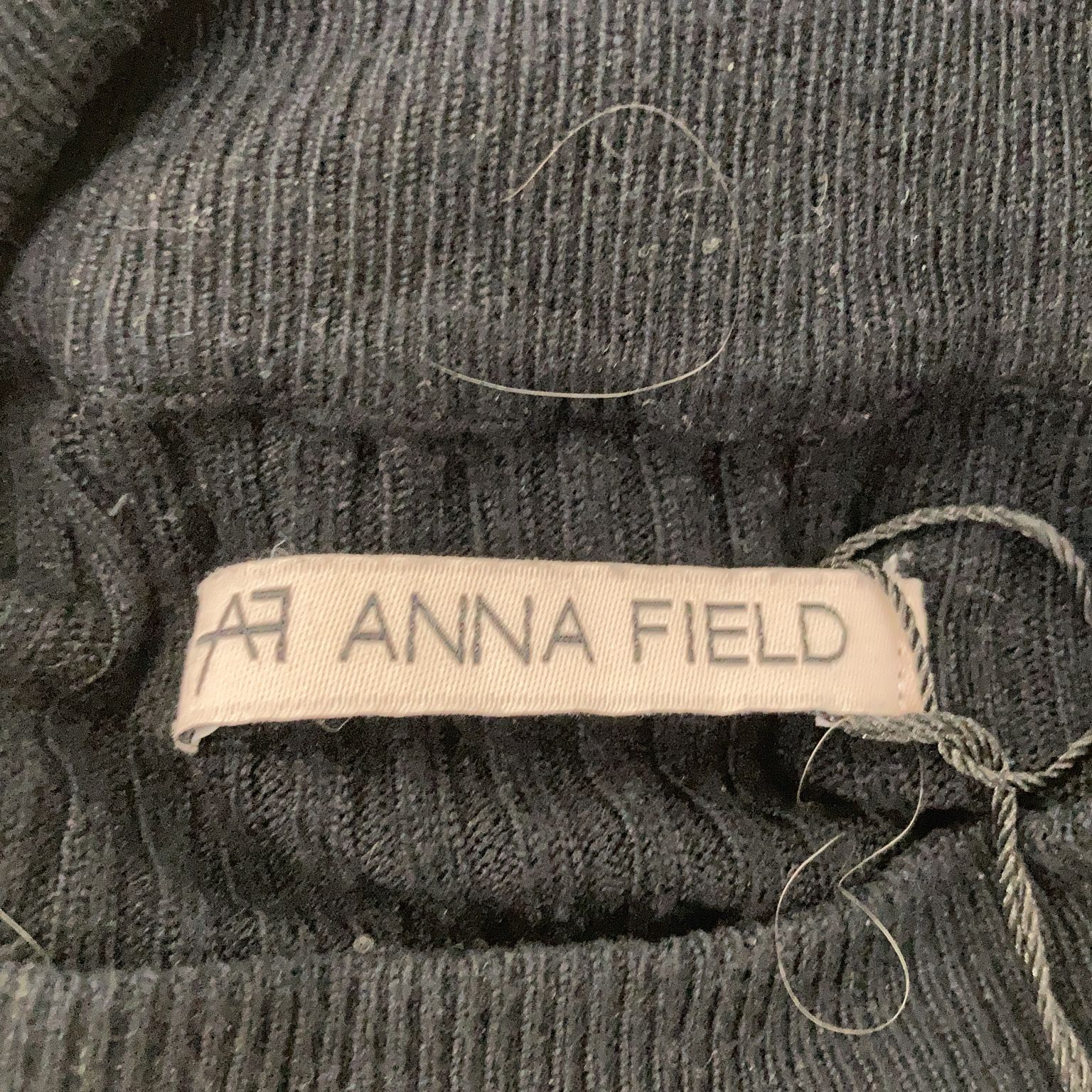 Anna Field