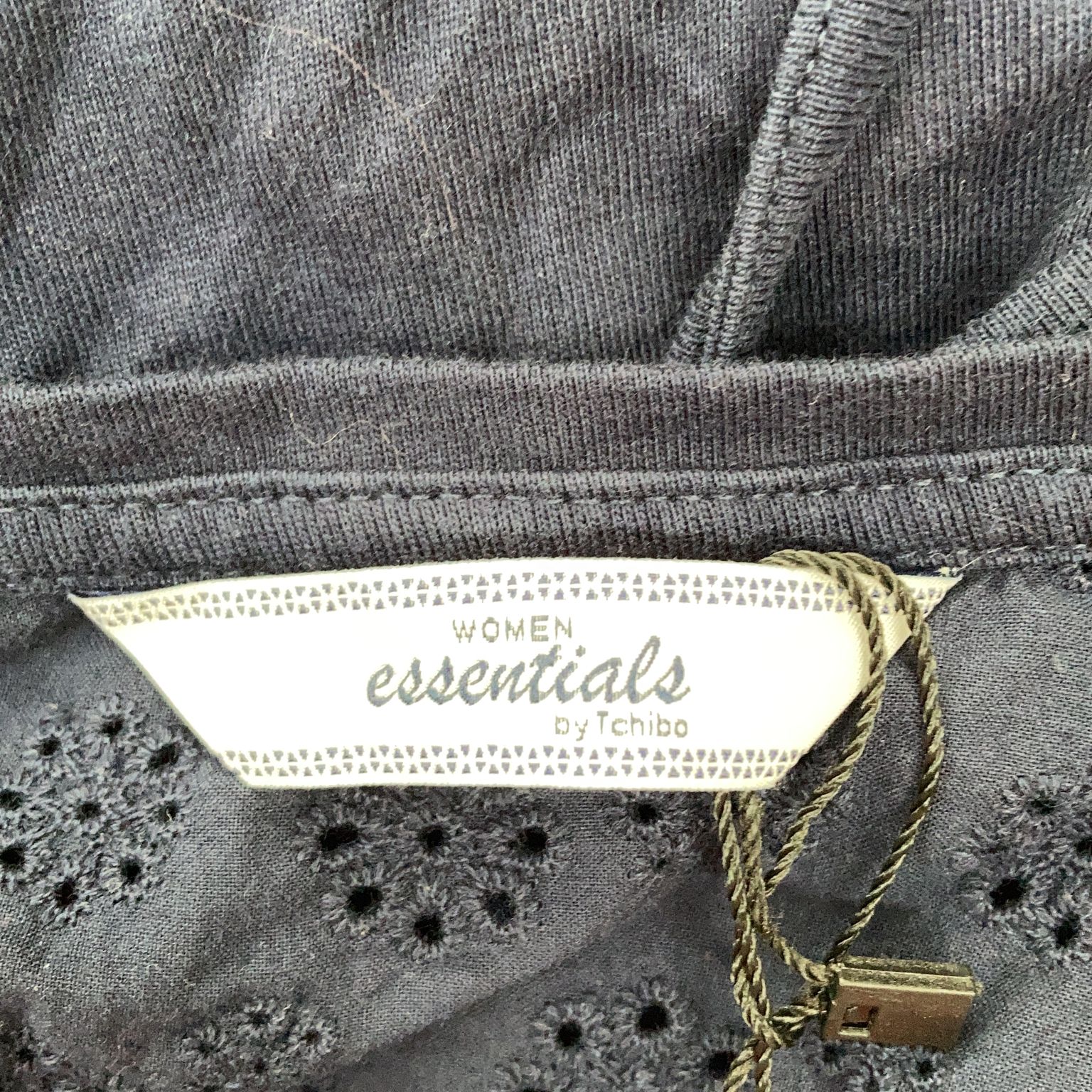 Women Essentials by Tchibo